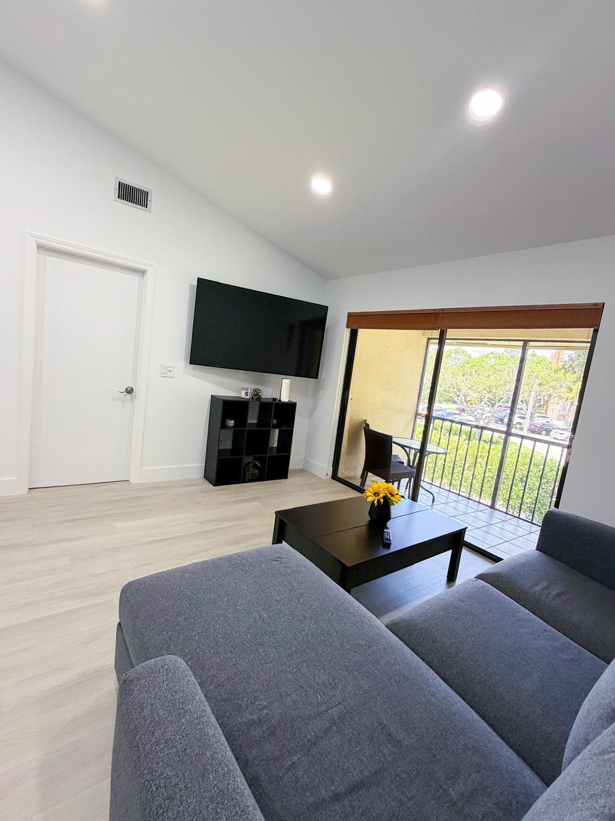 351 Club Circle 208, Boca Raton, FL 33487 6