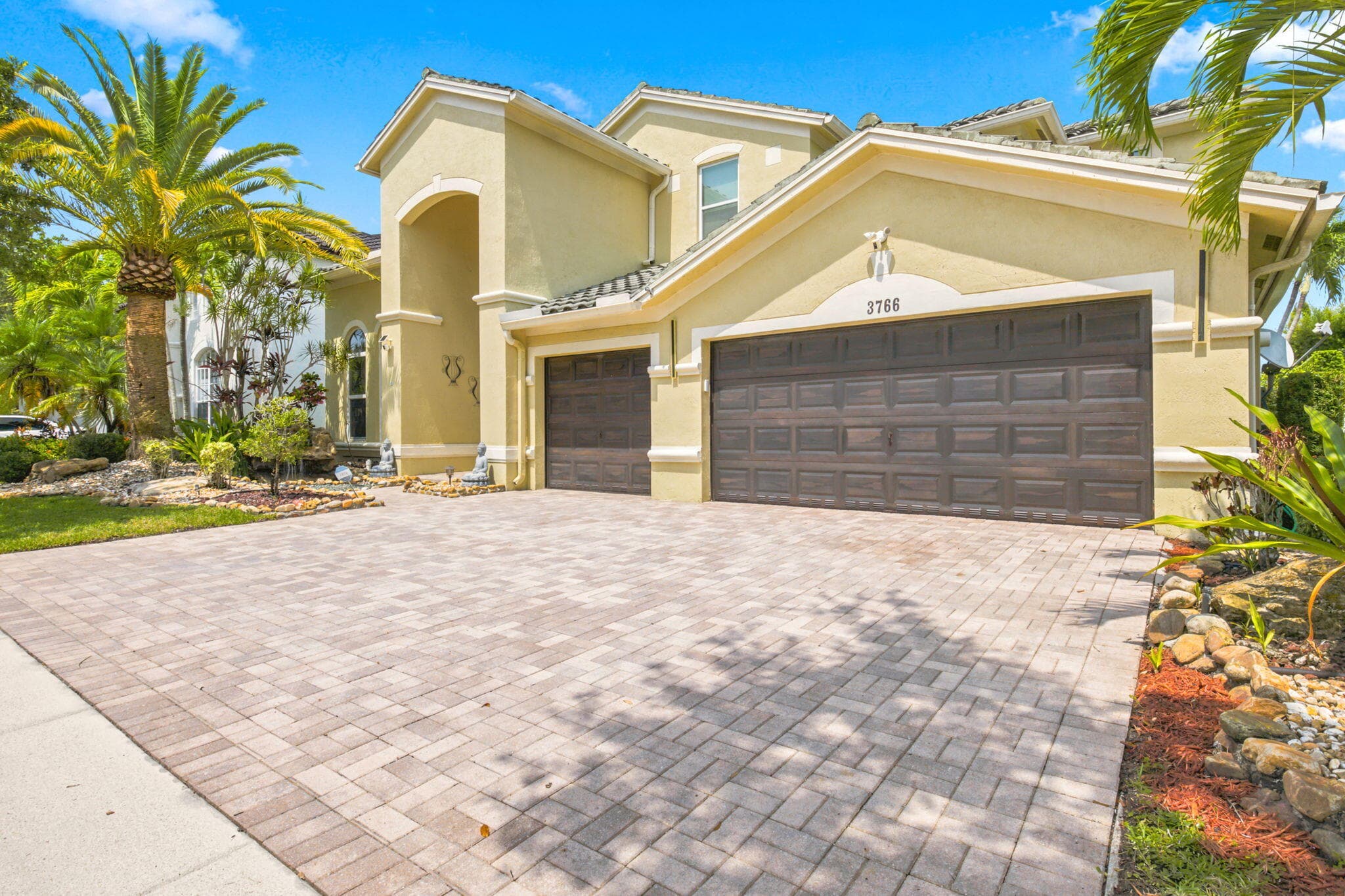 3766 W Gardenia Avenue, Weston, FL 33332 37