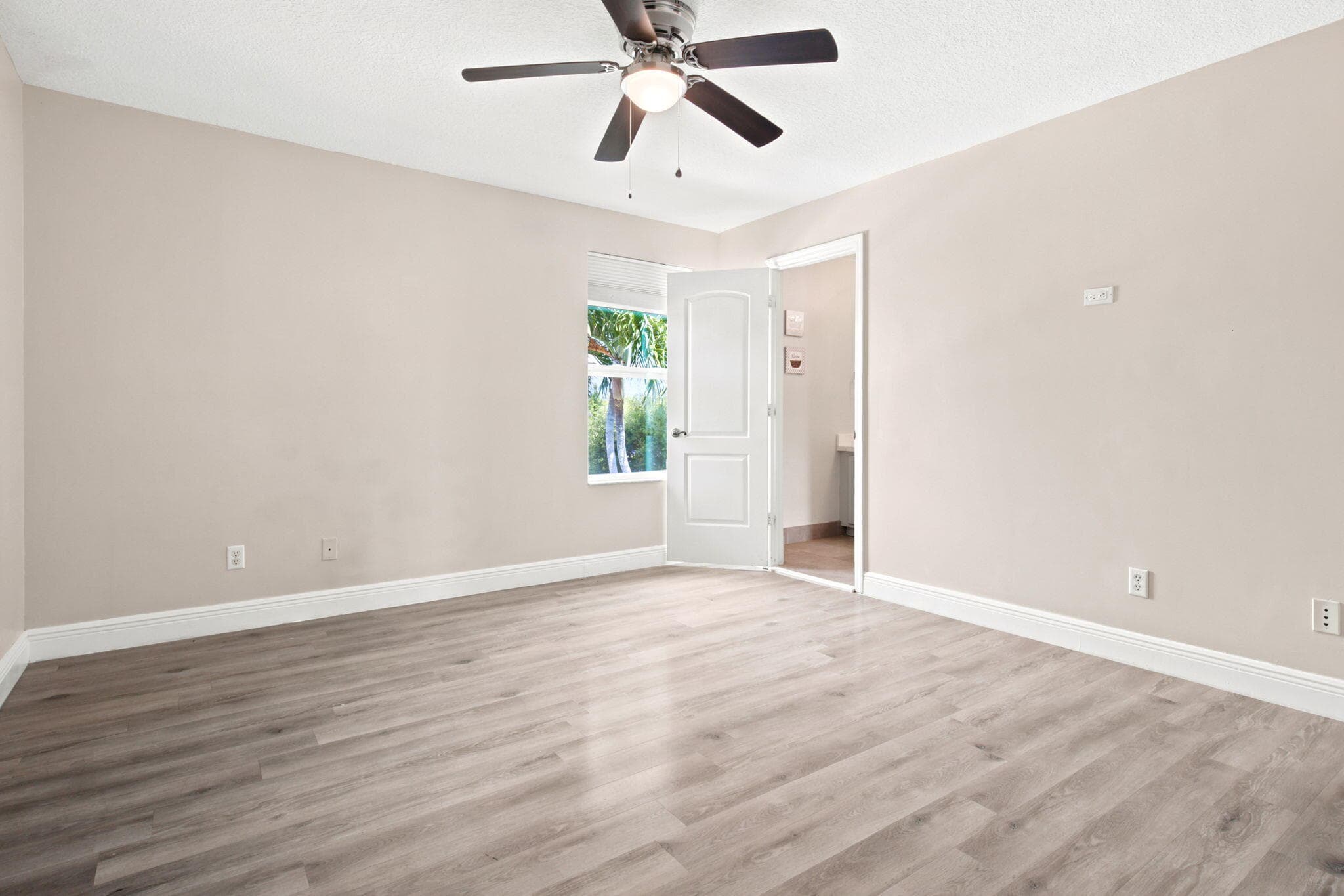 3766 W Gardenia Avenue, Weston, FL 33332 56