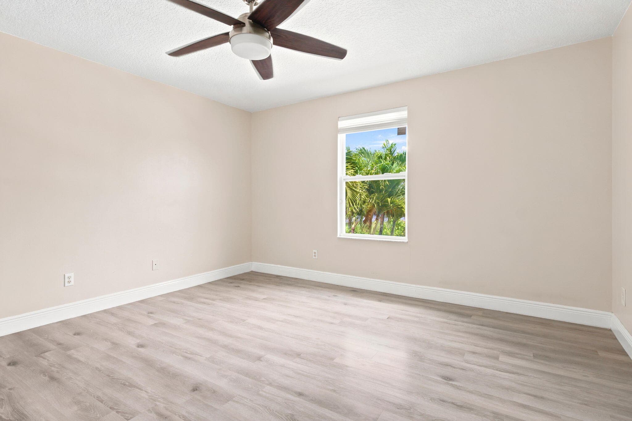 3766 W Gardenia Avenue, Weston, FL 33332 66