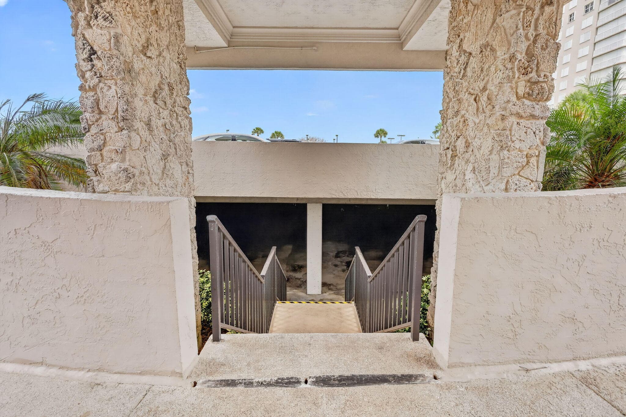 5047 N Highway A1a 1704, Hutchinson Island, FL 34949 54