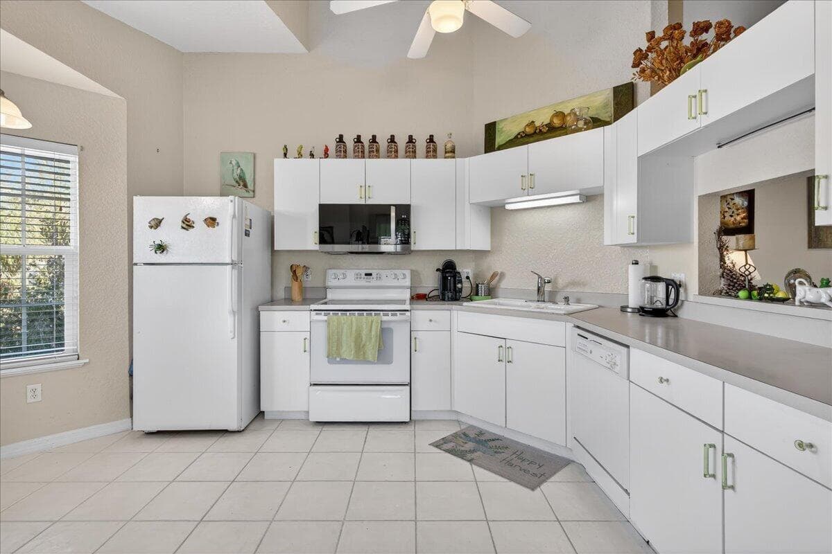 1810 Waterford Drive 6, Vero Beach, FL 32966 8