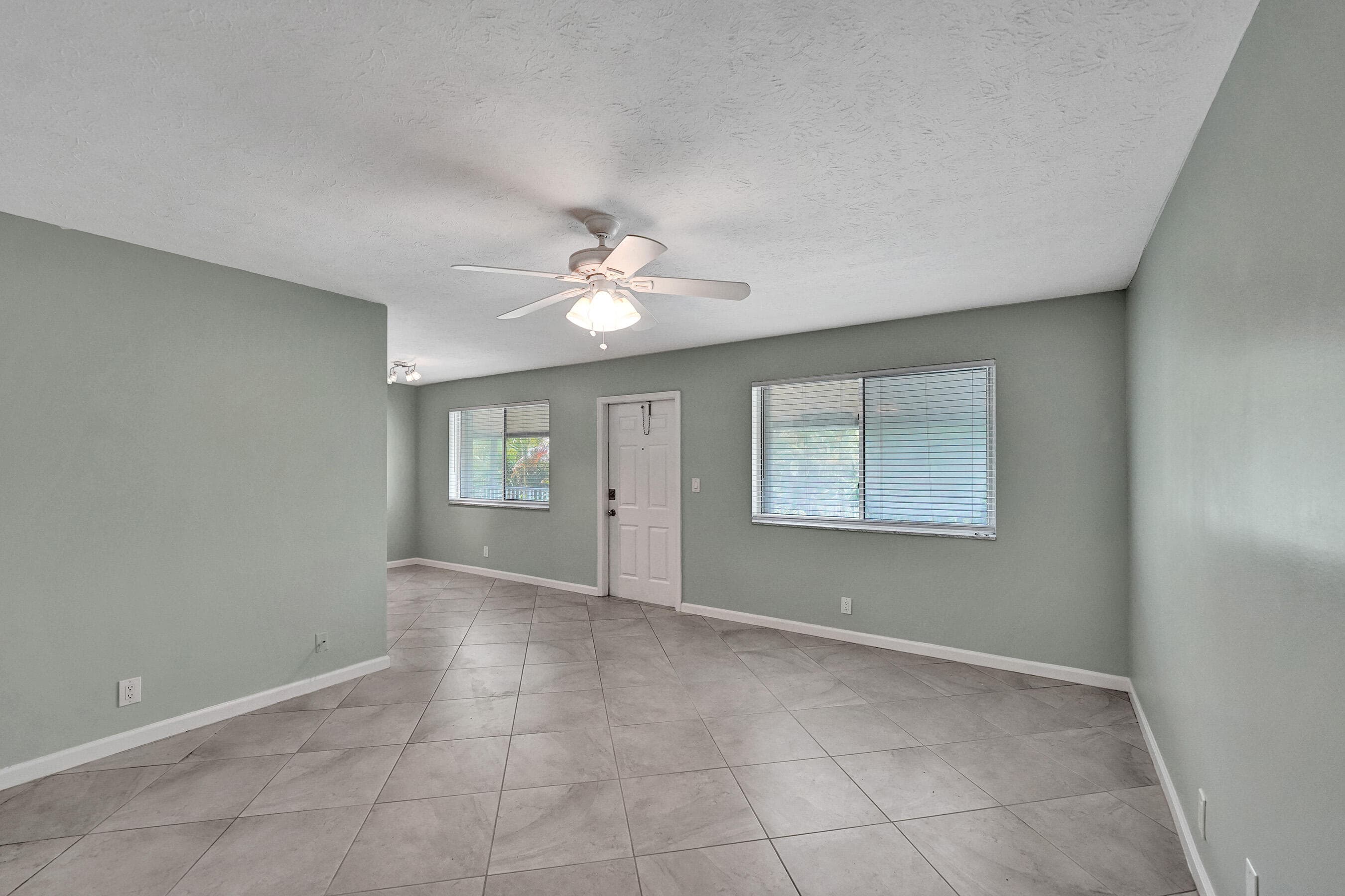 1250 Miami Road 11, Fort Lauderdale, FL 33316 10