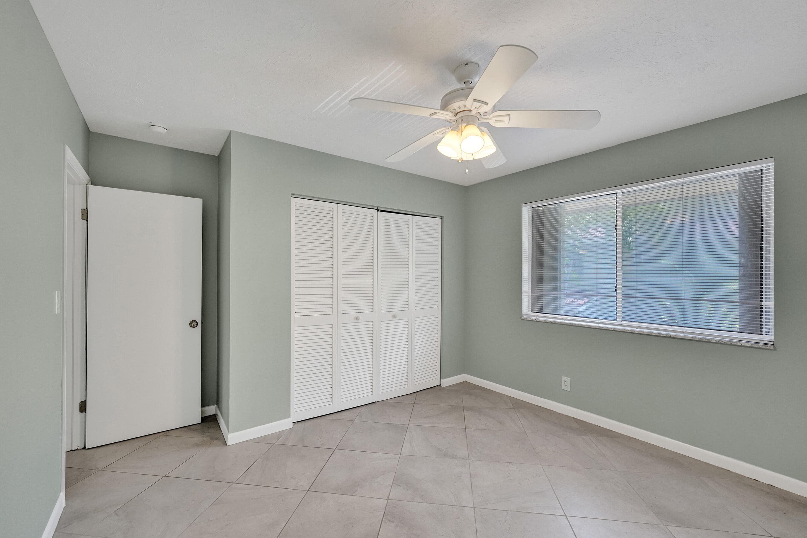 1250 Miami Road 11, Fort Lauderdale, FL 33316 27