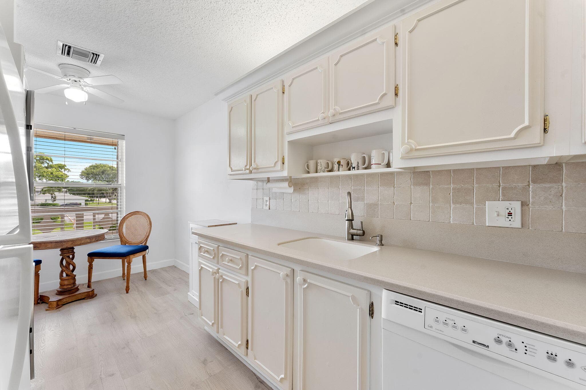 1110 Boxwood Drive 202, Delray Beach, FL 33445 7