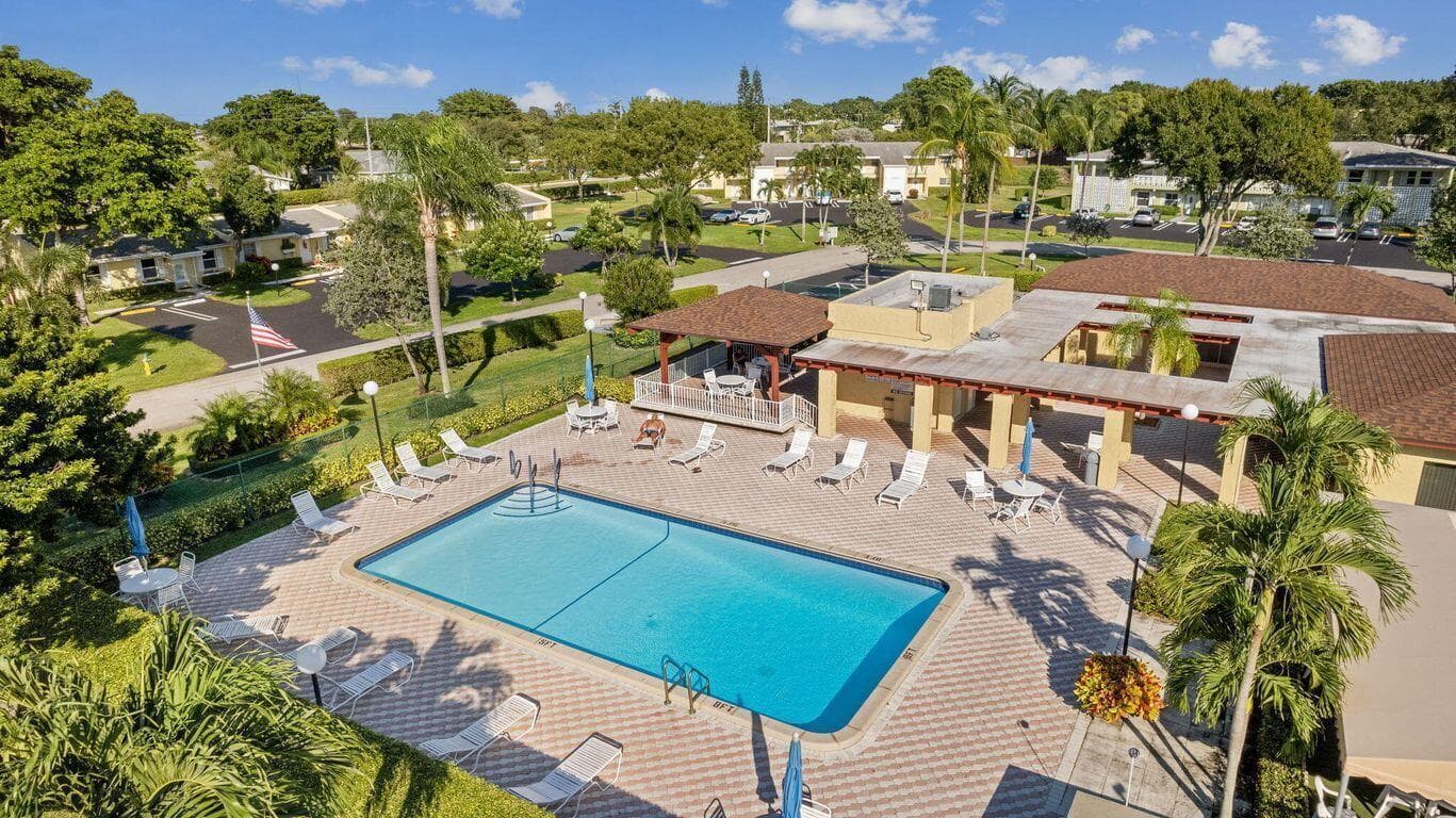 1110 Boxwood Drive 202, Delray Beach, FL 33445 22
