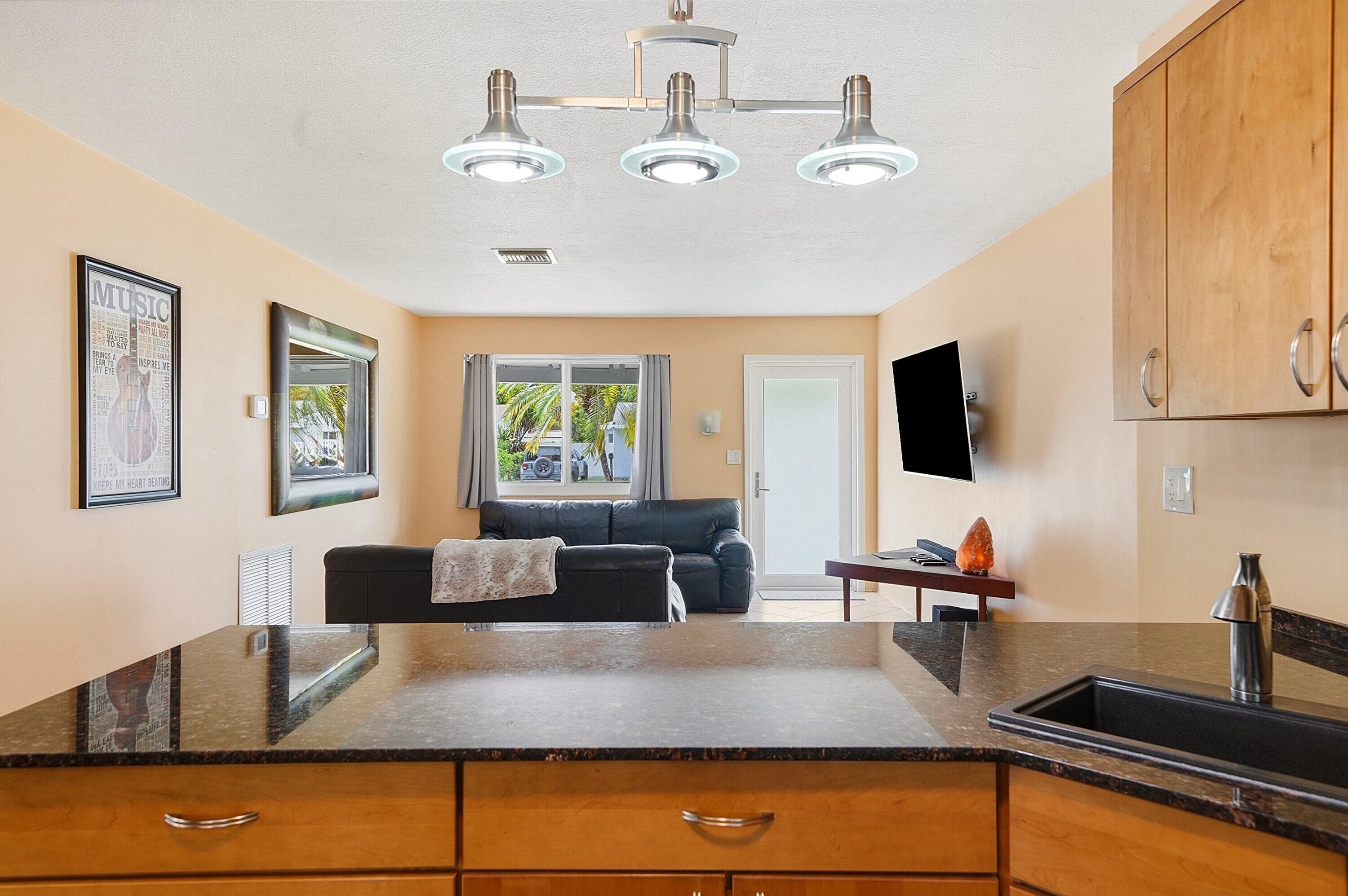 2834 Adams Street, Hollywood, FL 33020 12
