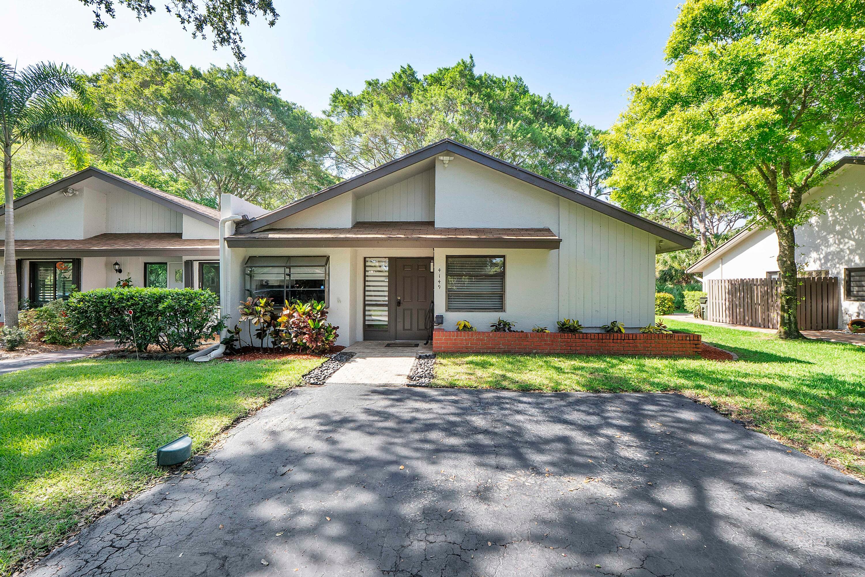 4149 Palm Forest Drive S, Delray Beach, FL 33445 35