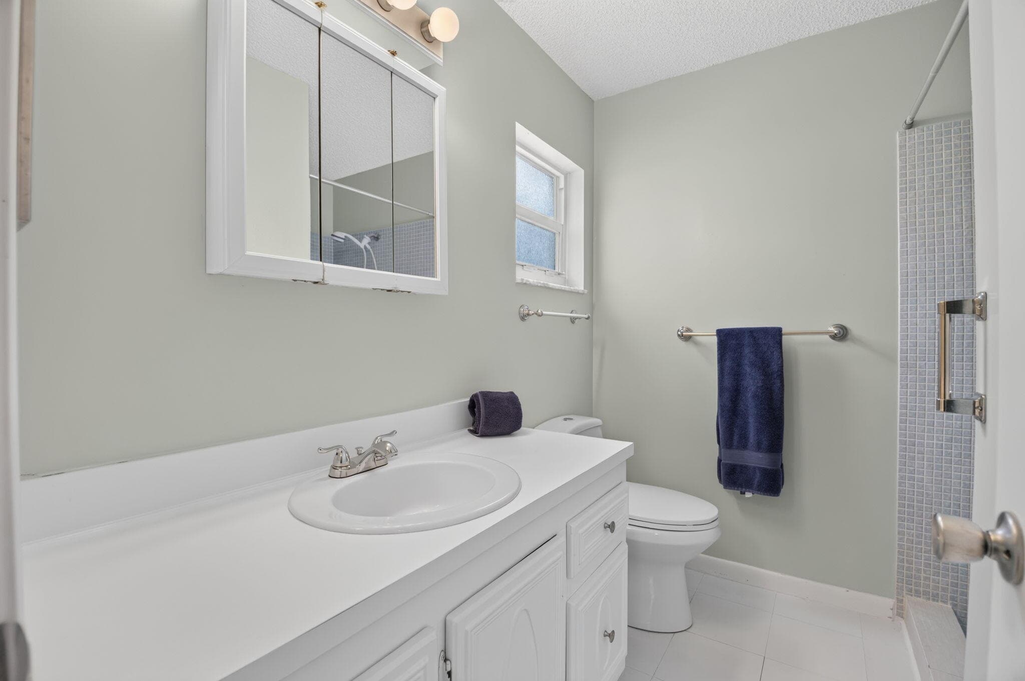 1710 SW 20th Street, Boynton Beach, FL 33426 23