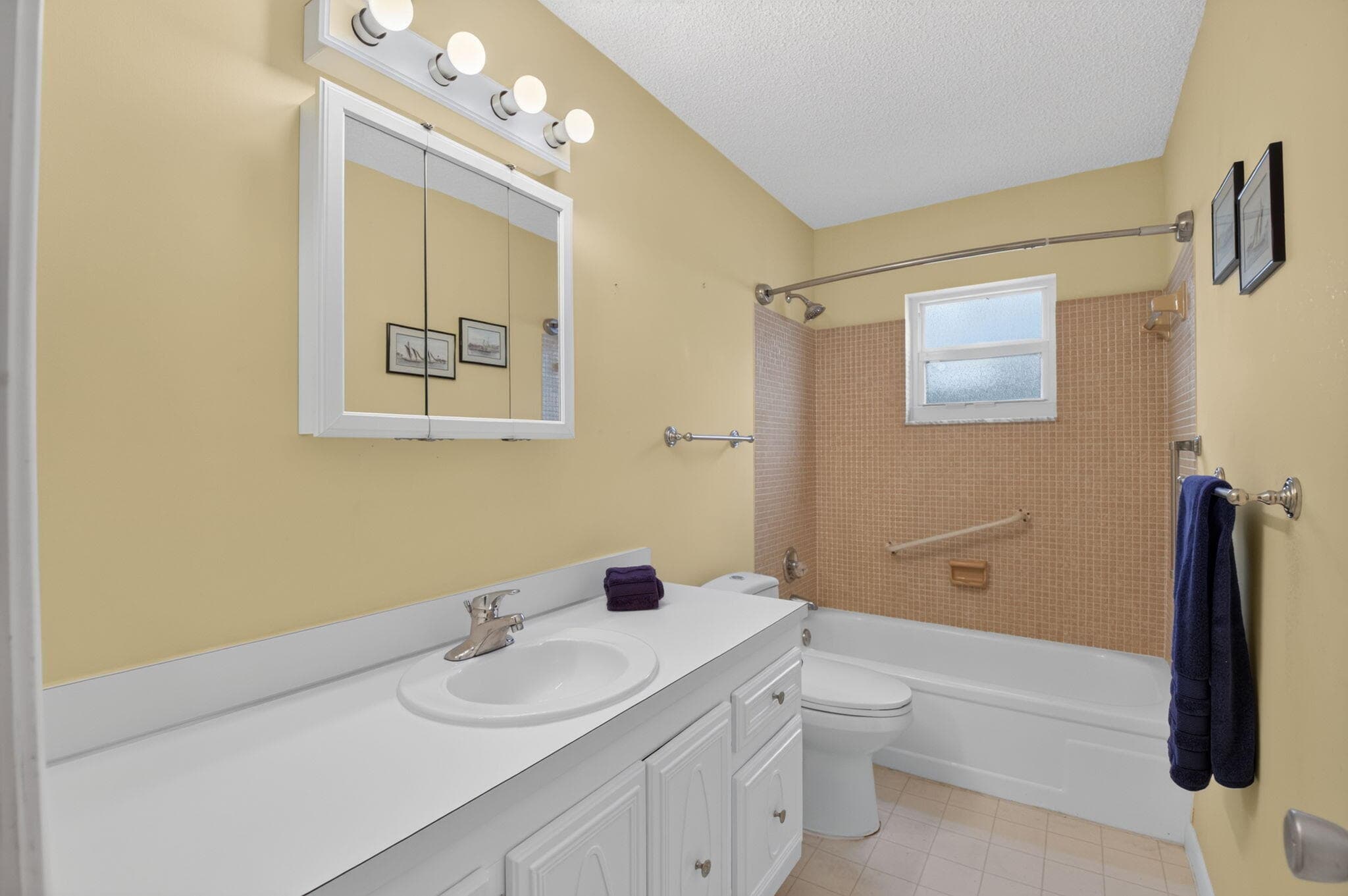 1710 SW 20th Street, Boynton Beach, FL 33426 27