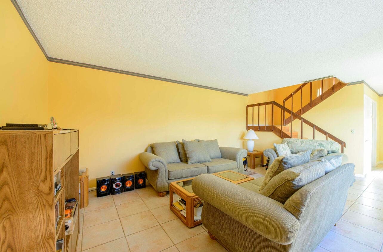 4101 N Waterview Circle 41-a, Palm Springs, FL 33461 6