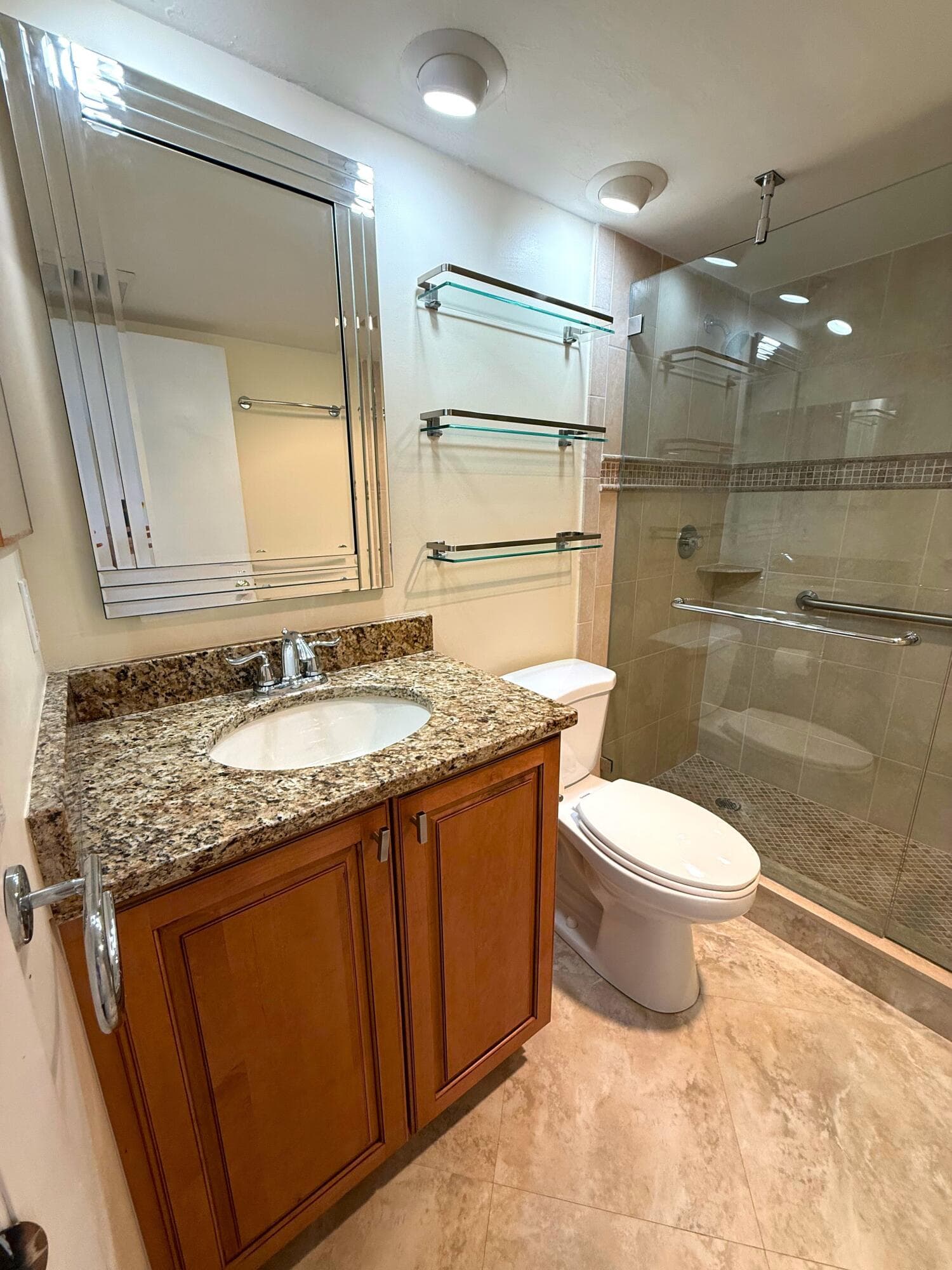 5200 N Flagler Drive 1604, West Palm Beach, FL 33407 6