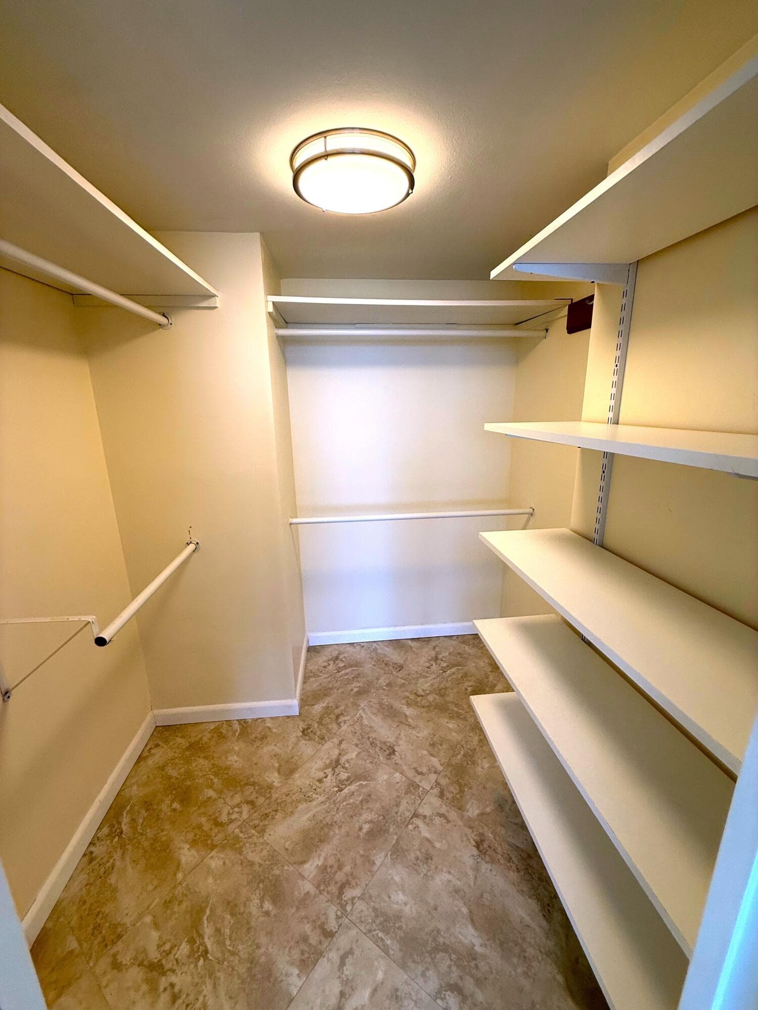 5200 N Flagler Drive 1604, West Palm Beach, FL 33407 8