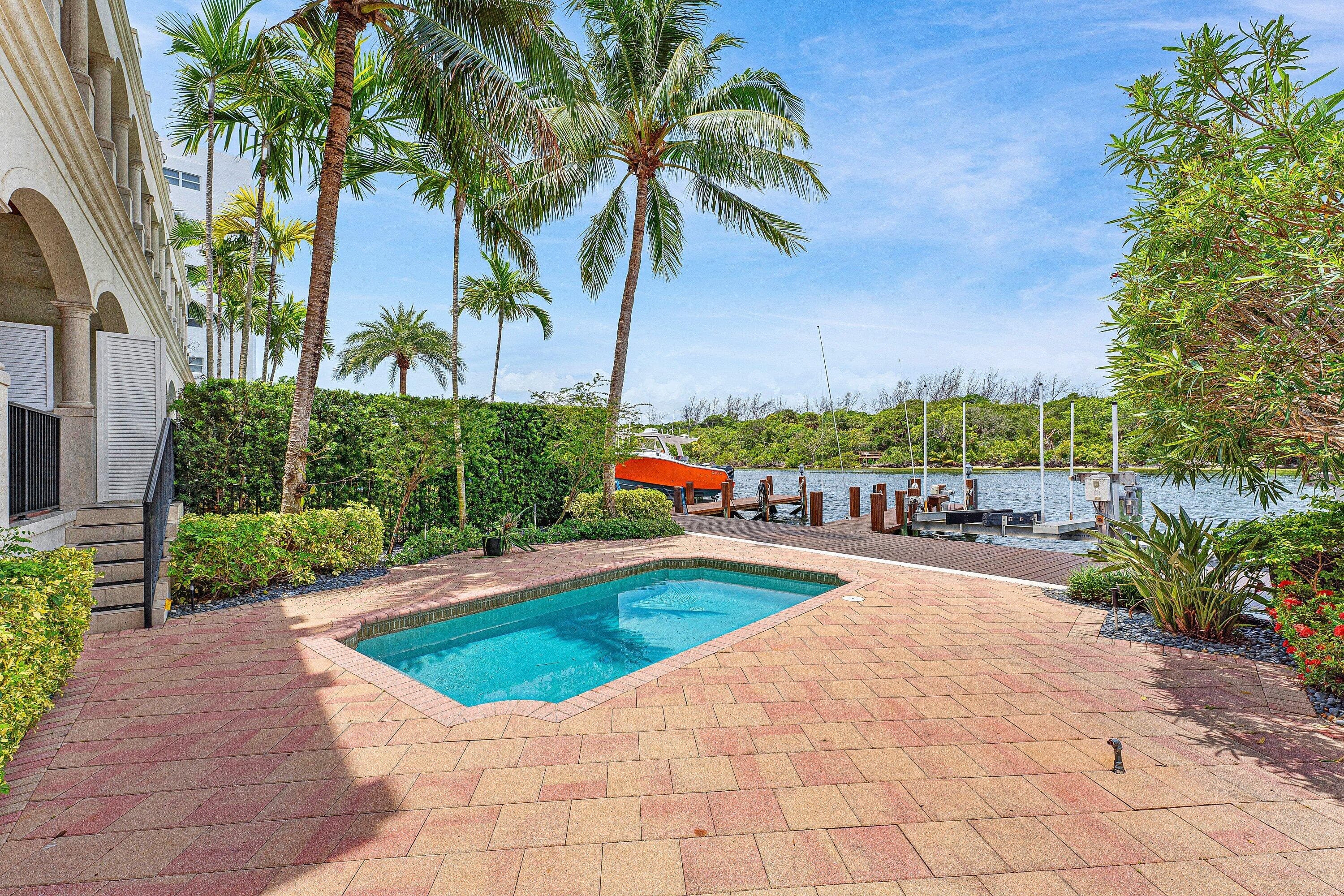 453 NE 19th Avenue, Deerfield Beach, FL 33441 44