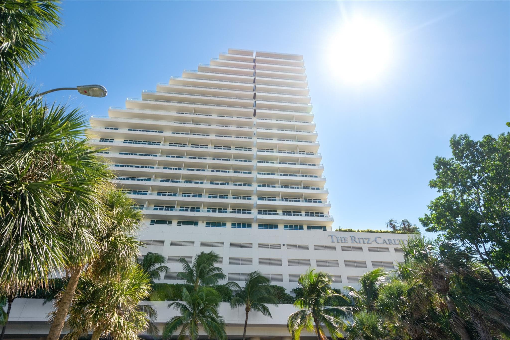 1 N Fort Lauderdale Beach Boulevard 1807, Fort Lauderdale, FL 33304 2