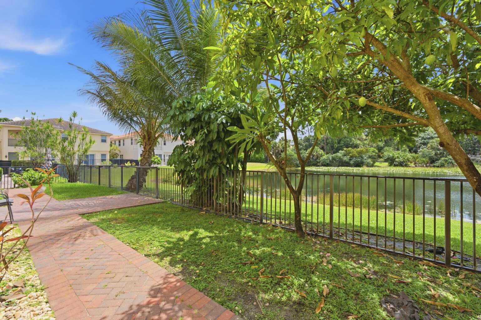 9190 Nugent Trail, West Palm Beach, FL 33411 32
