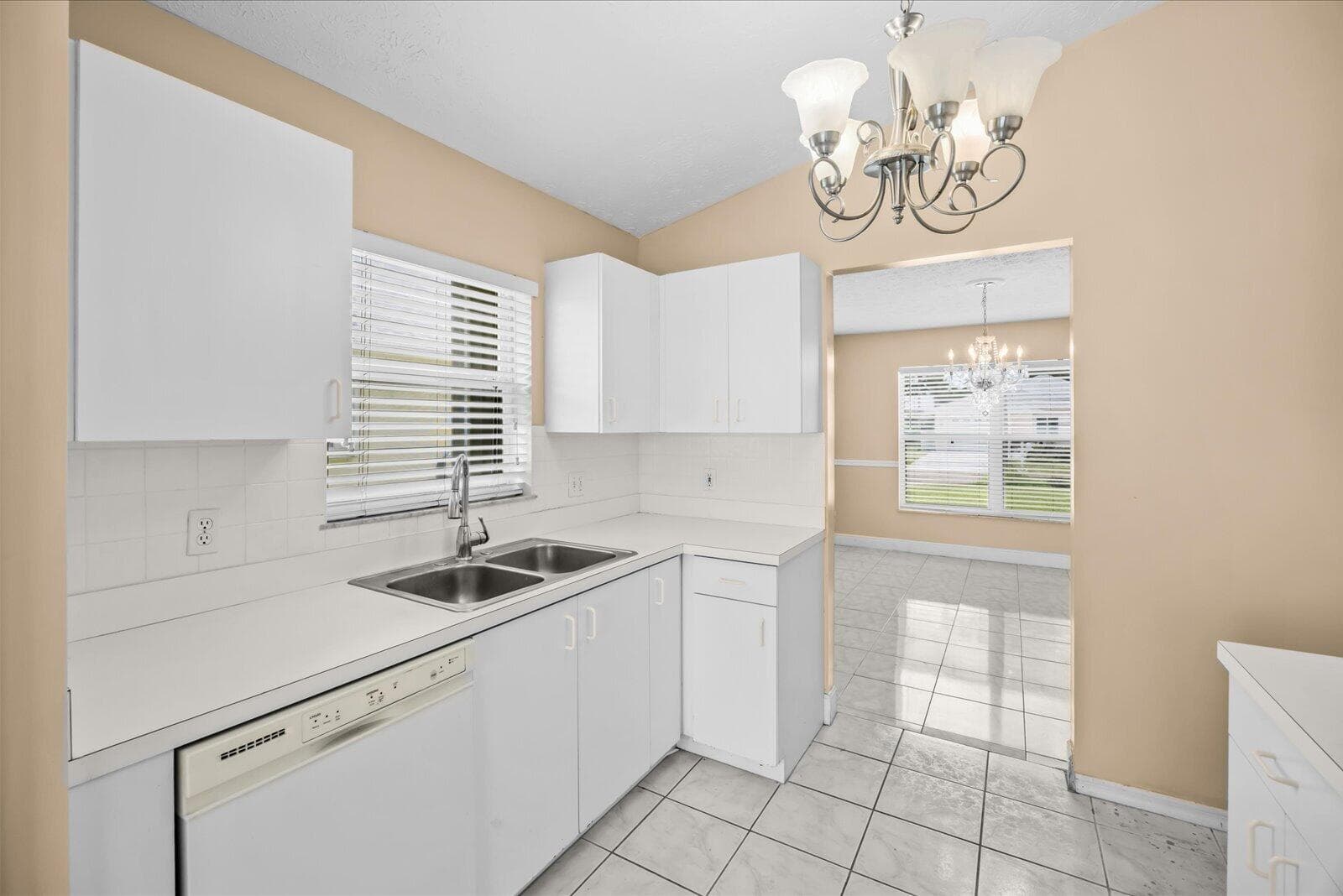 413 European Lane, Fort Pierce, FL 34982 6