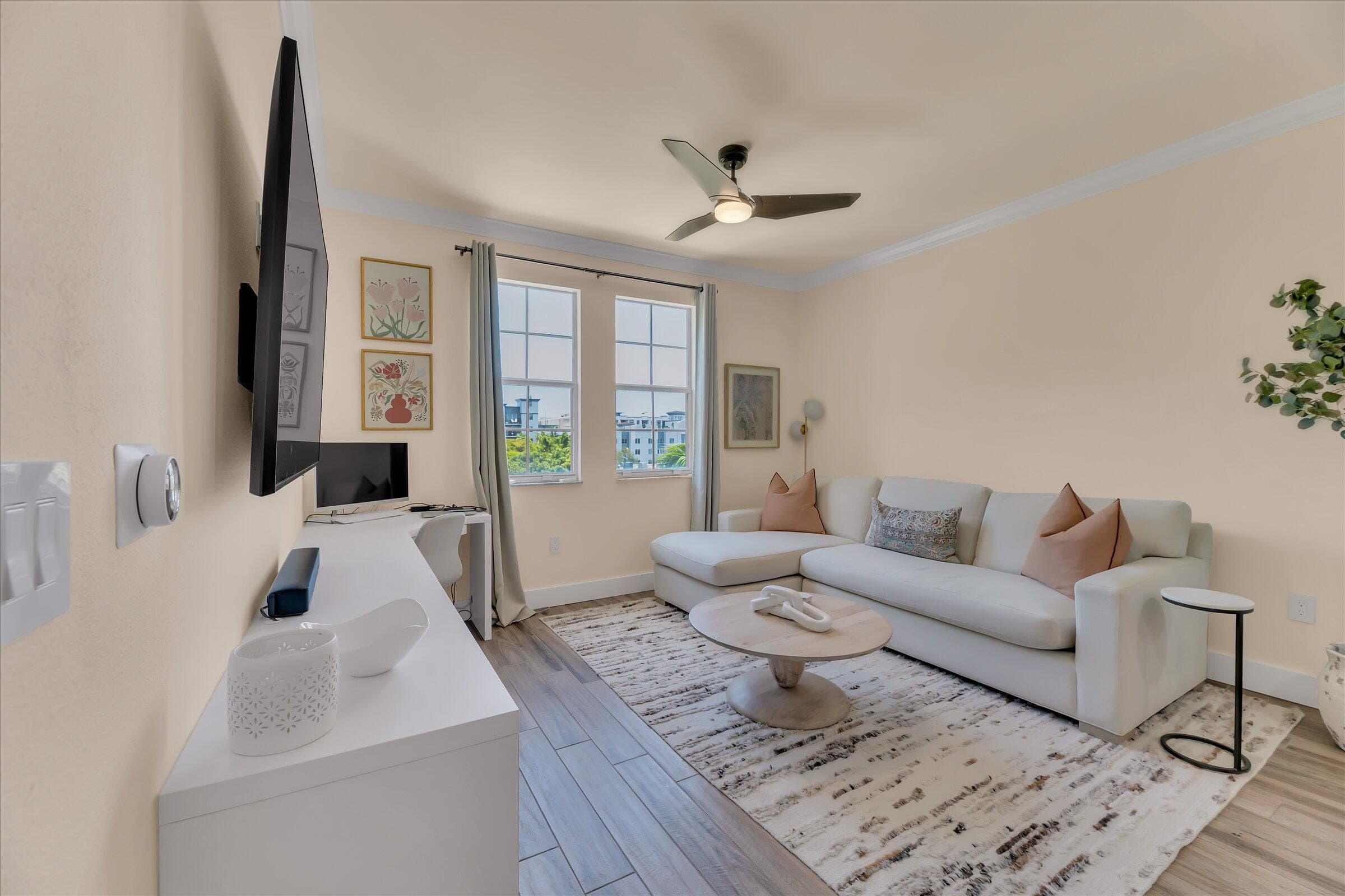 533 NE 3rd Avenue 512, Fort Lauderdale, FL 33301 11