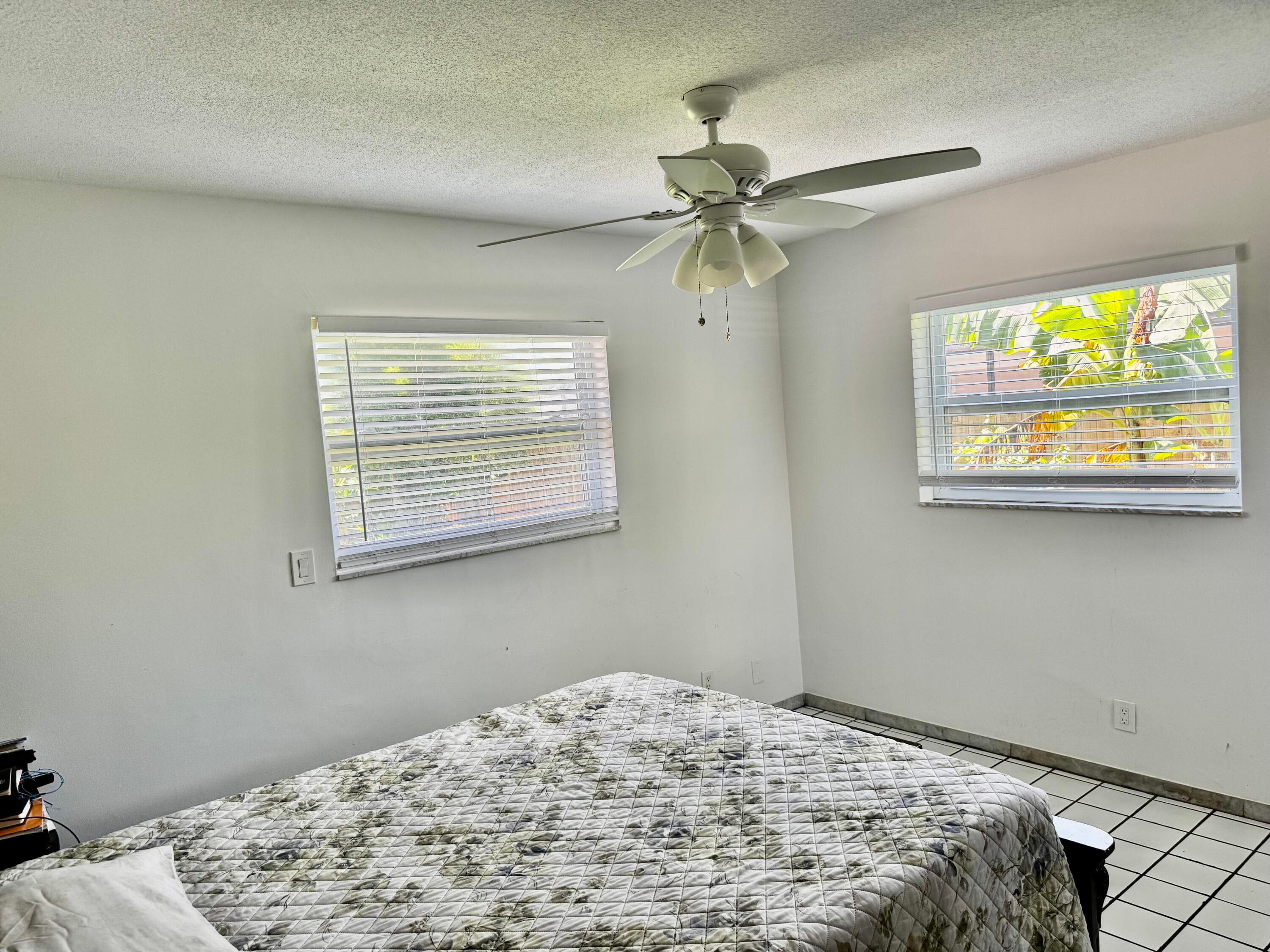 6600 NW 23rd Street, Margate, FL 33063 12