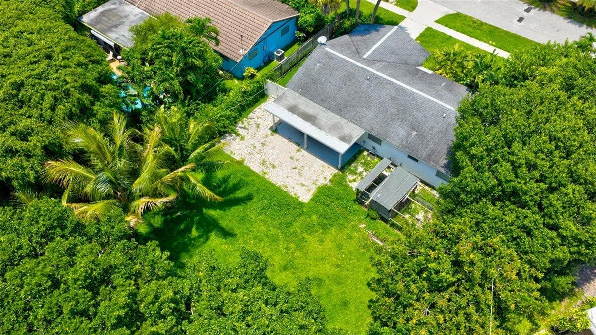 583 NW 12th Terrace, Boca Raton, FL 33486 8