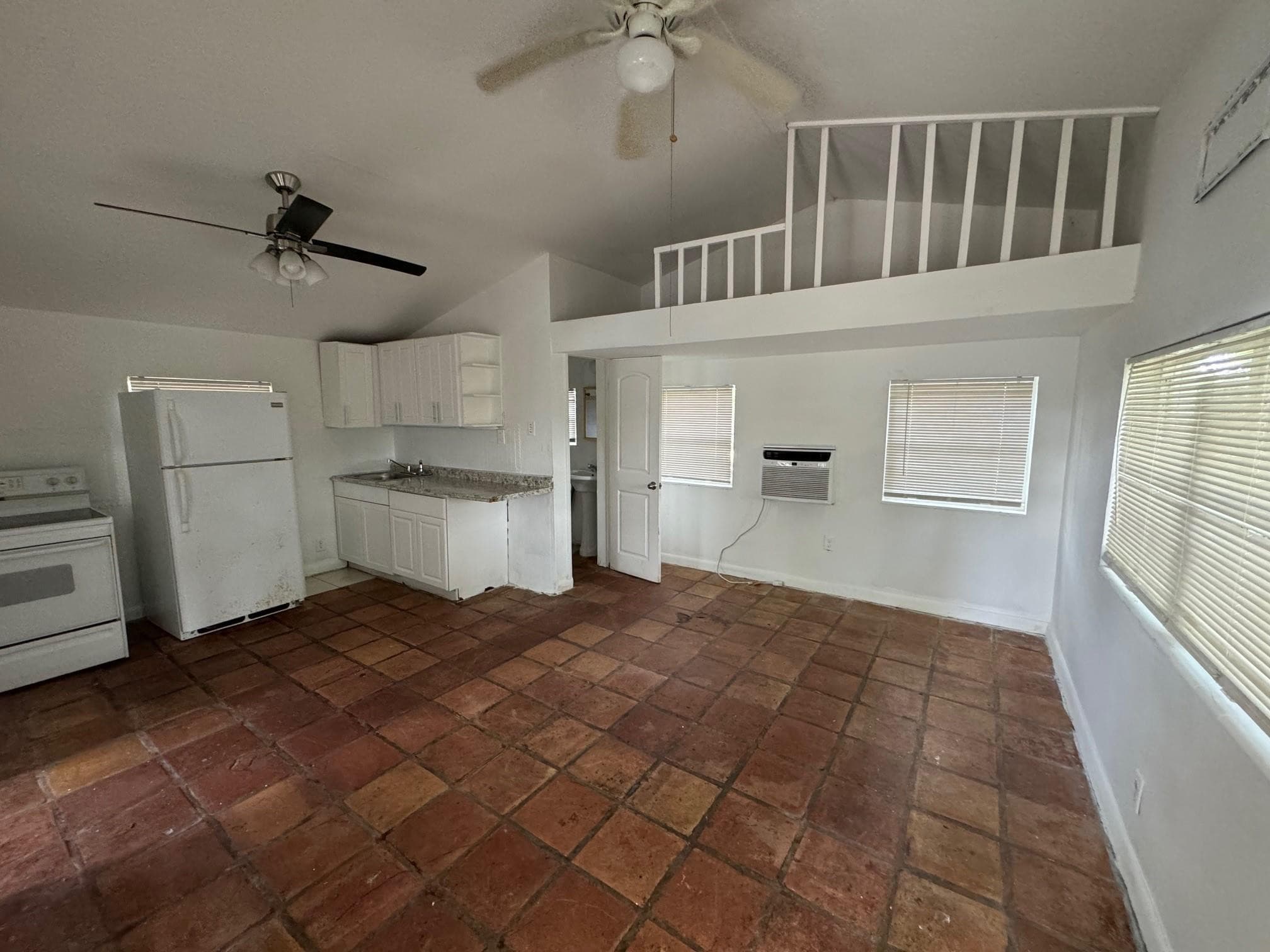 8261 NW 1st Place 3, Miami, FL 33150 8