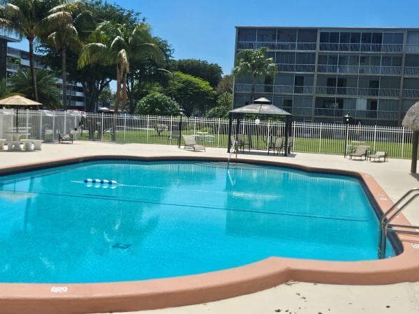 4650 Washington Street 504, Hollywood, FL 33021 4
