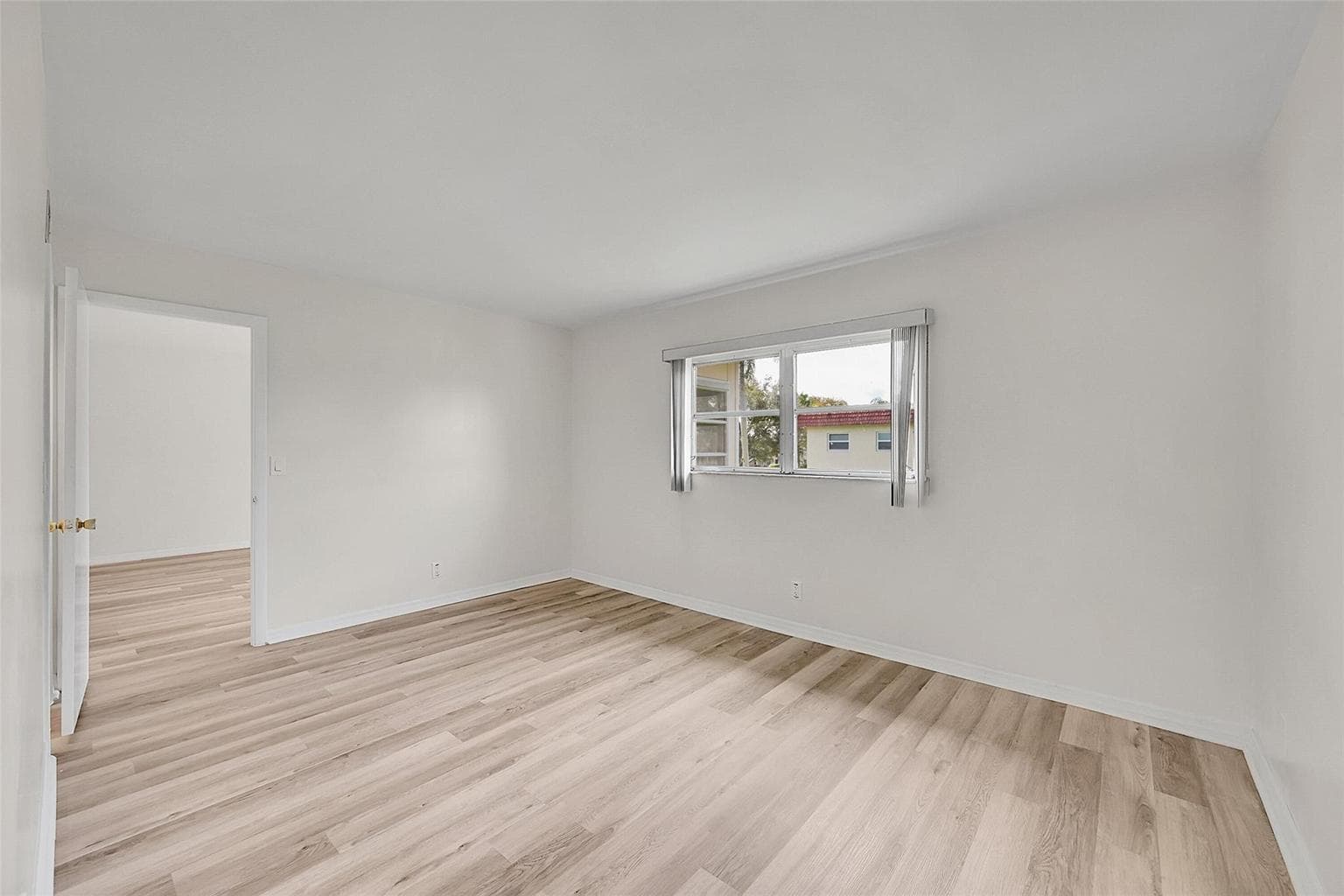 23 Abbey Lane 202, Delray Beach, FL 33446 11