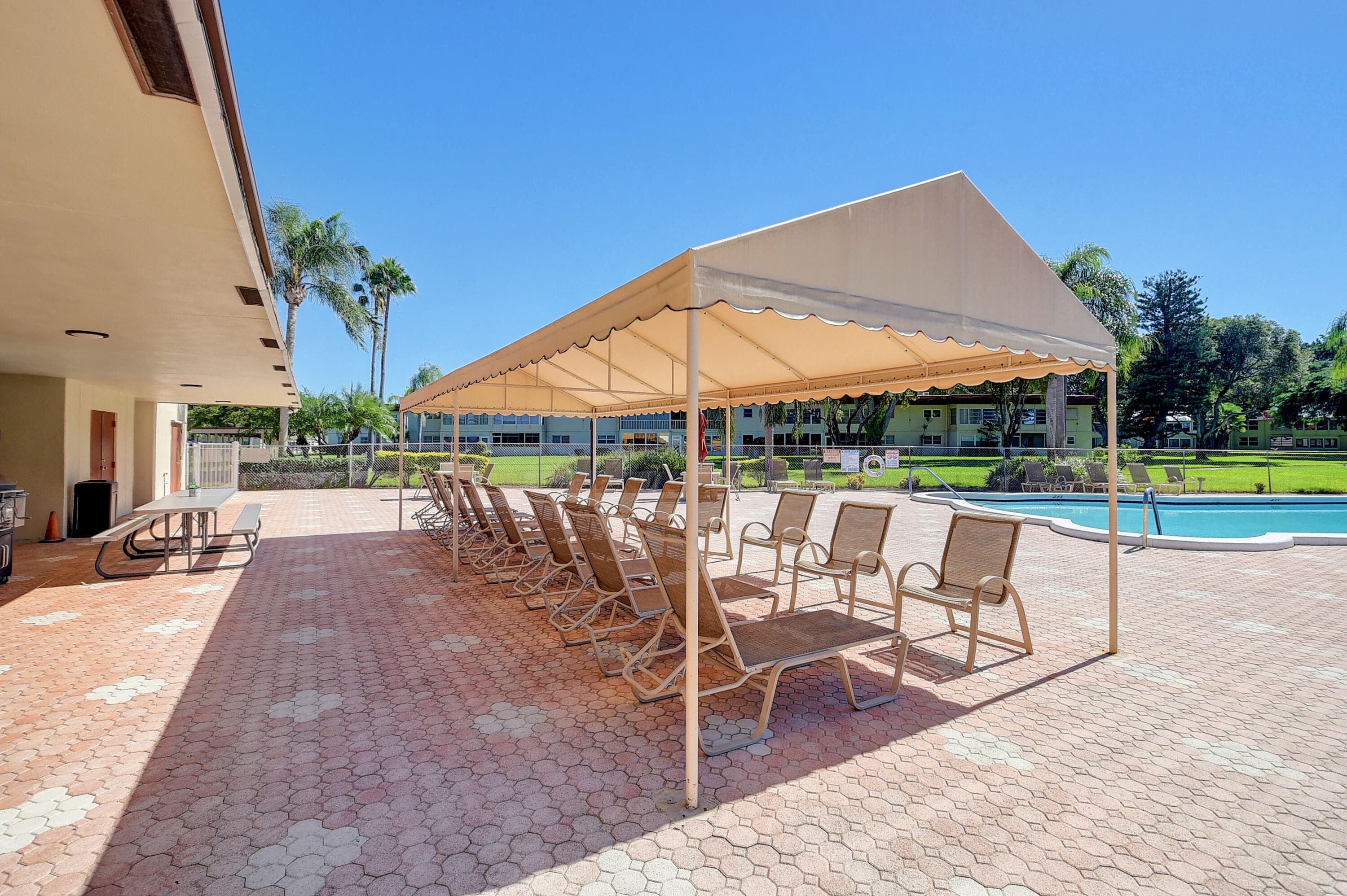 23 Abbey Lane 202, Delray Beach, FL 33446 29