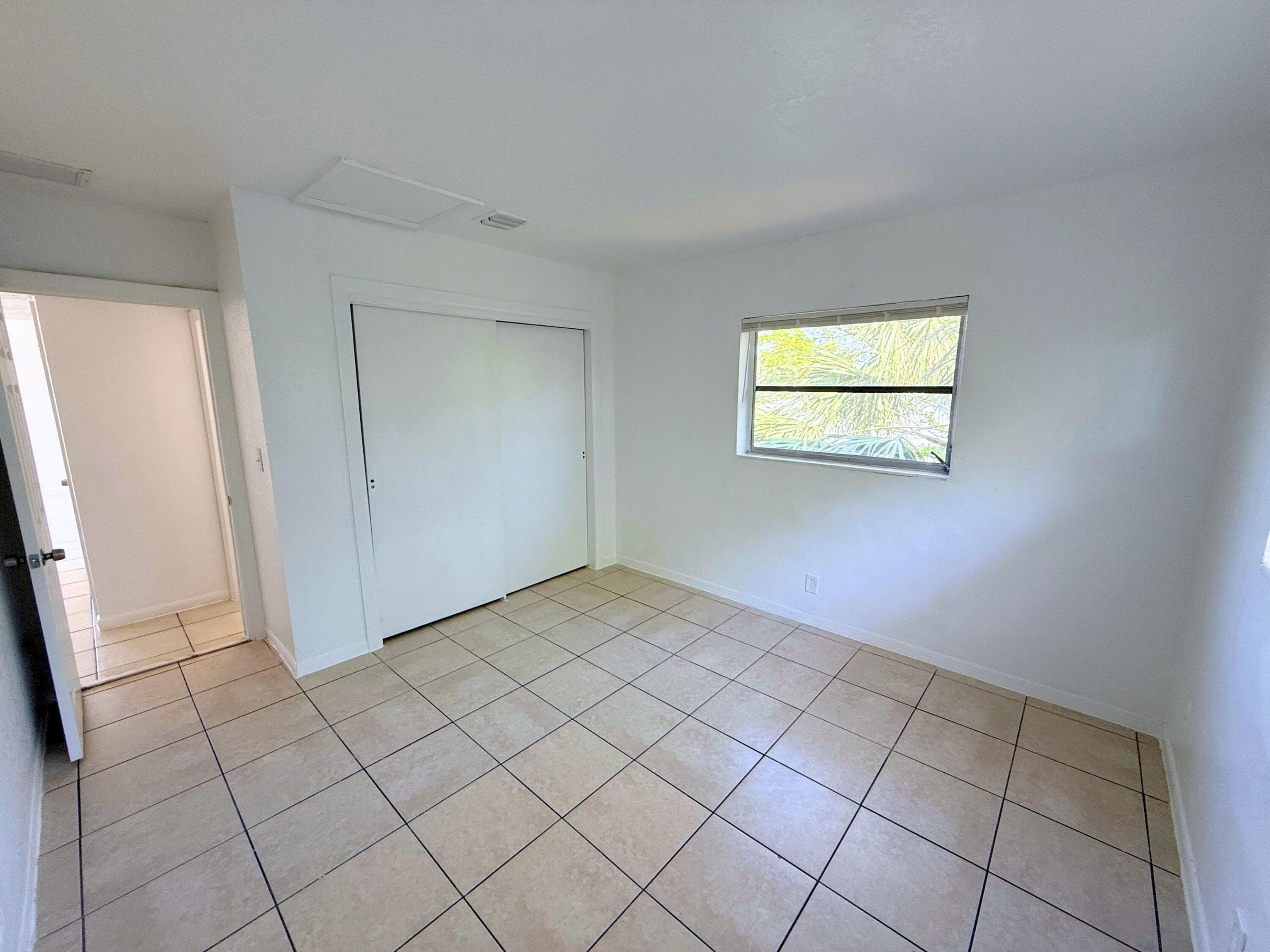 432 NW 42nd Street 2, Oakland Park, FL 33309 11