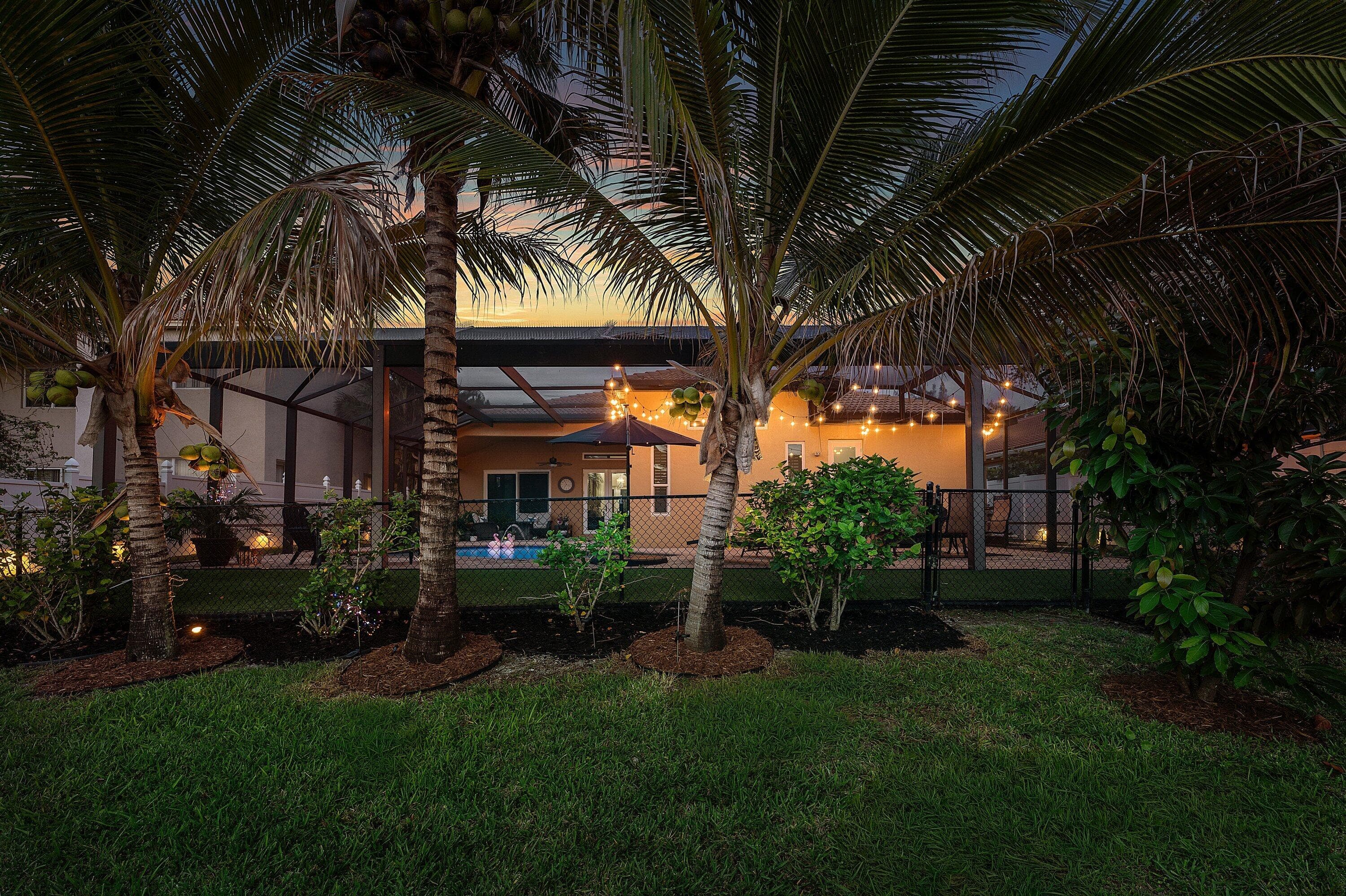 1853 Palisades Drive, West Palm Beach, FL 33411 40