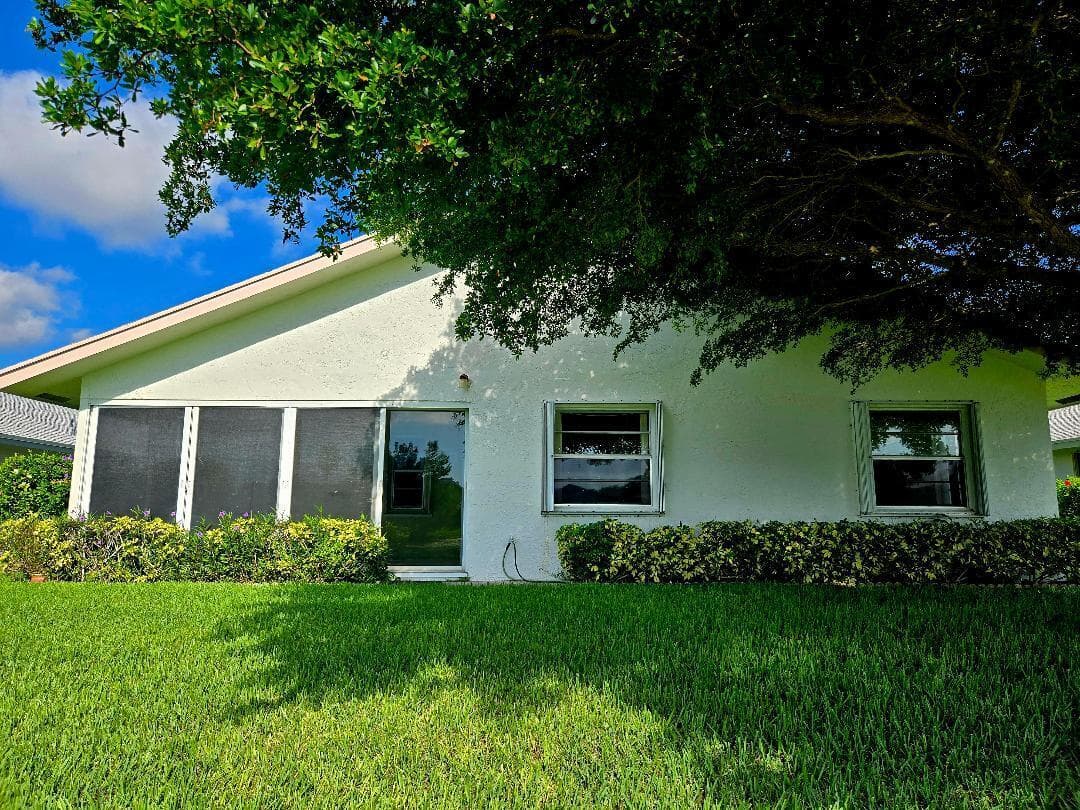 5415 Crystal Anne Drive, West Palm Beach, FL 33417 3