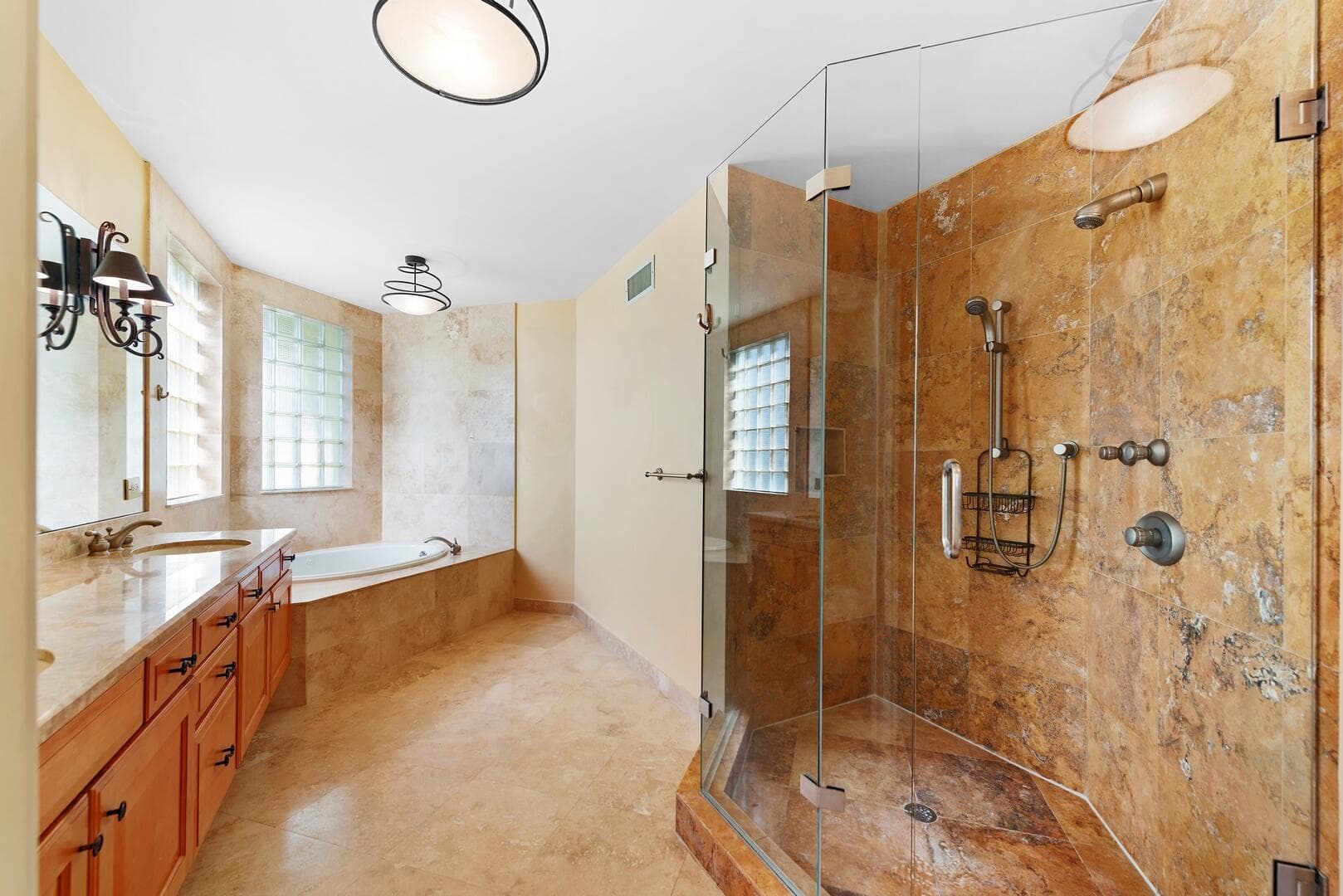 804 NE 16th Avenue, Fort Lauderdale, FL 33304 7