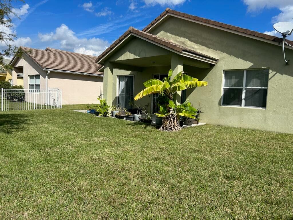 9981 SW Glenbrook Drive, Port St. Lucie, FL 34987 2
