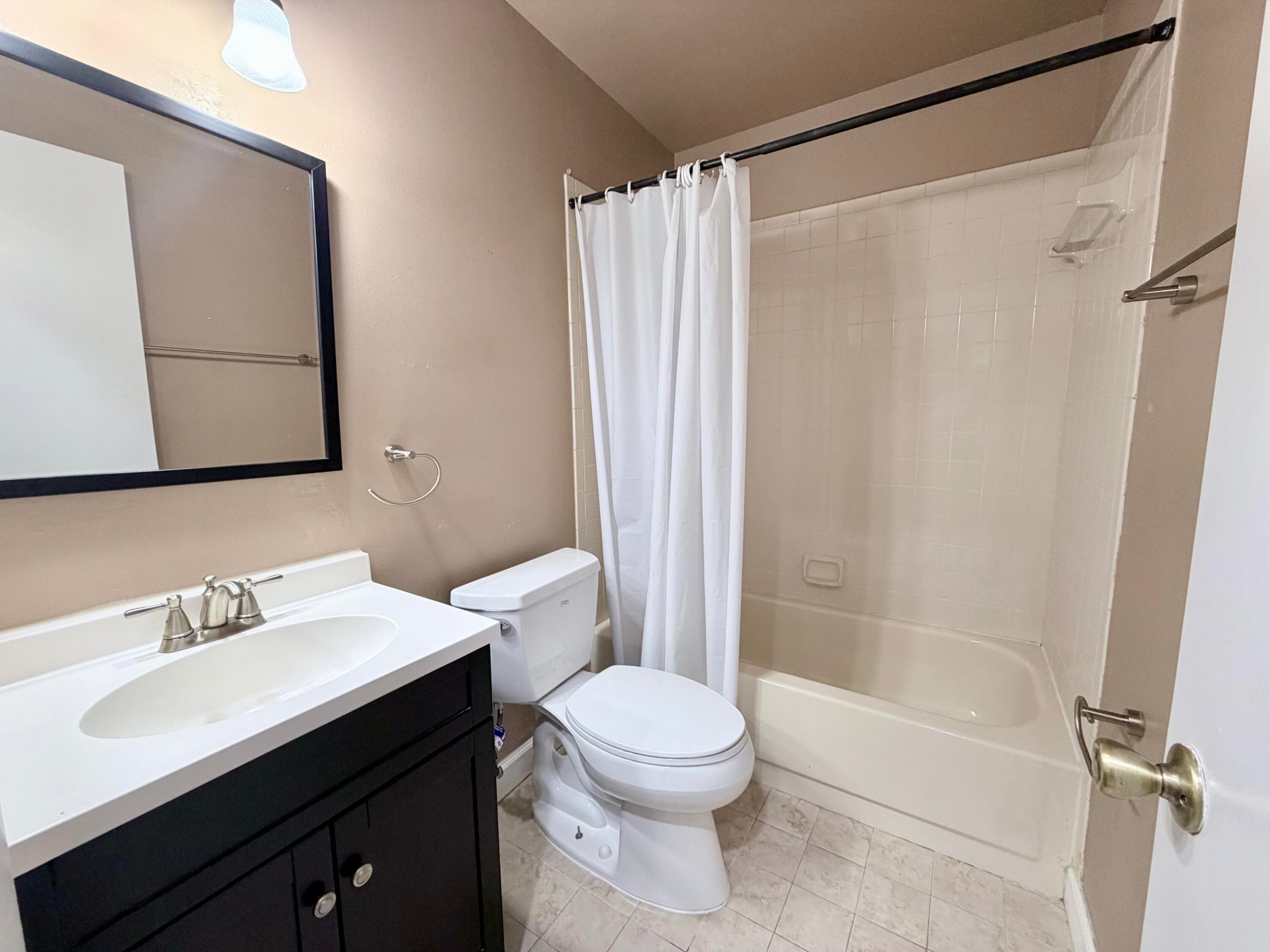 11137 NW 38th Place, Sunrise, FL 33351 10