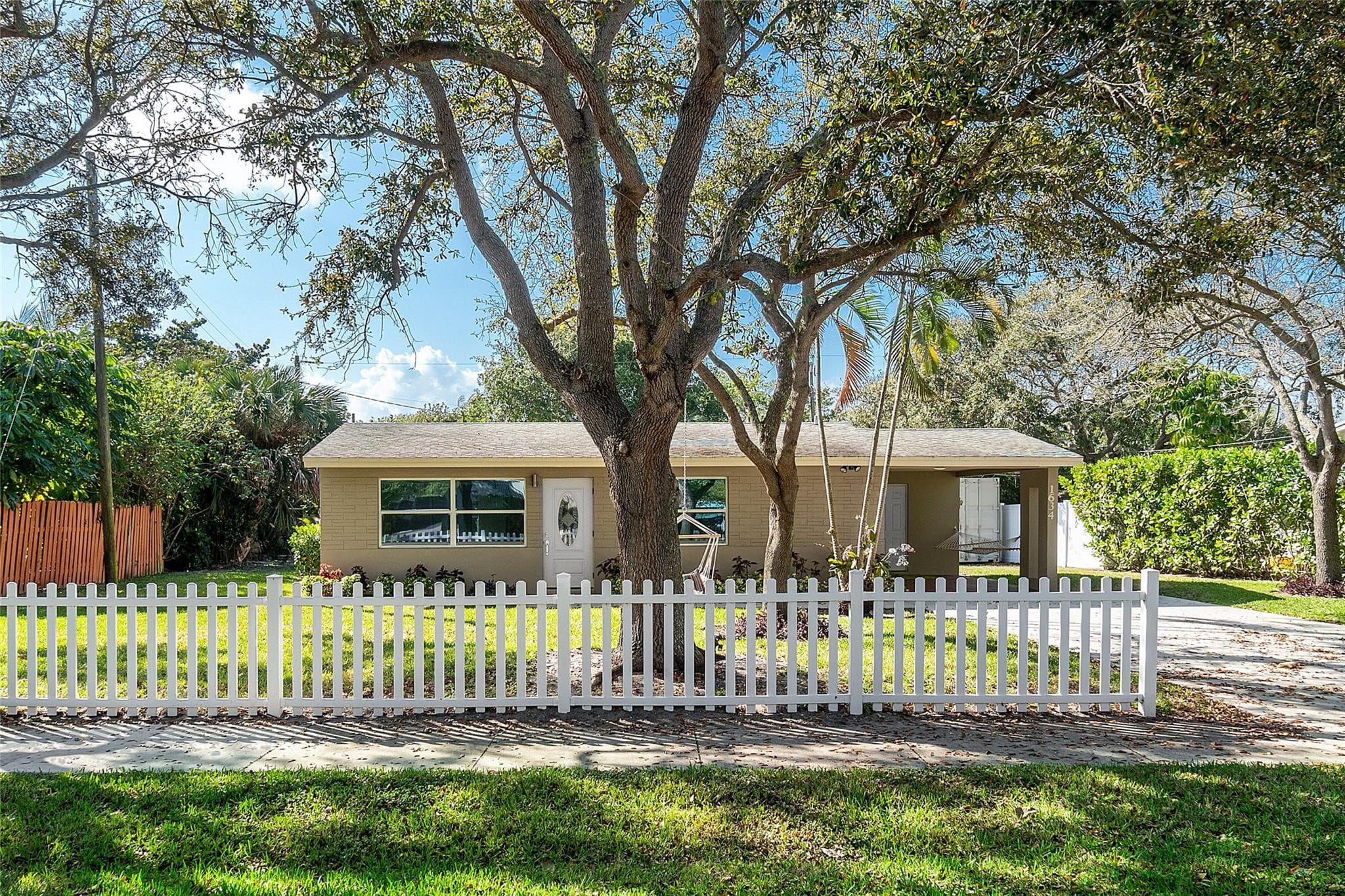 1634 NE 3rd Avenue, Delray Beach, FL 33444 3