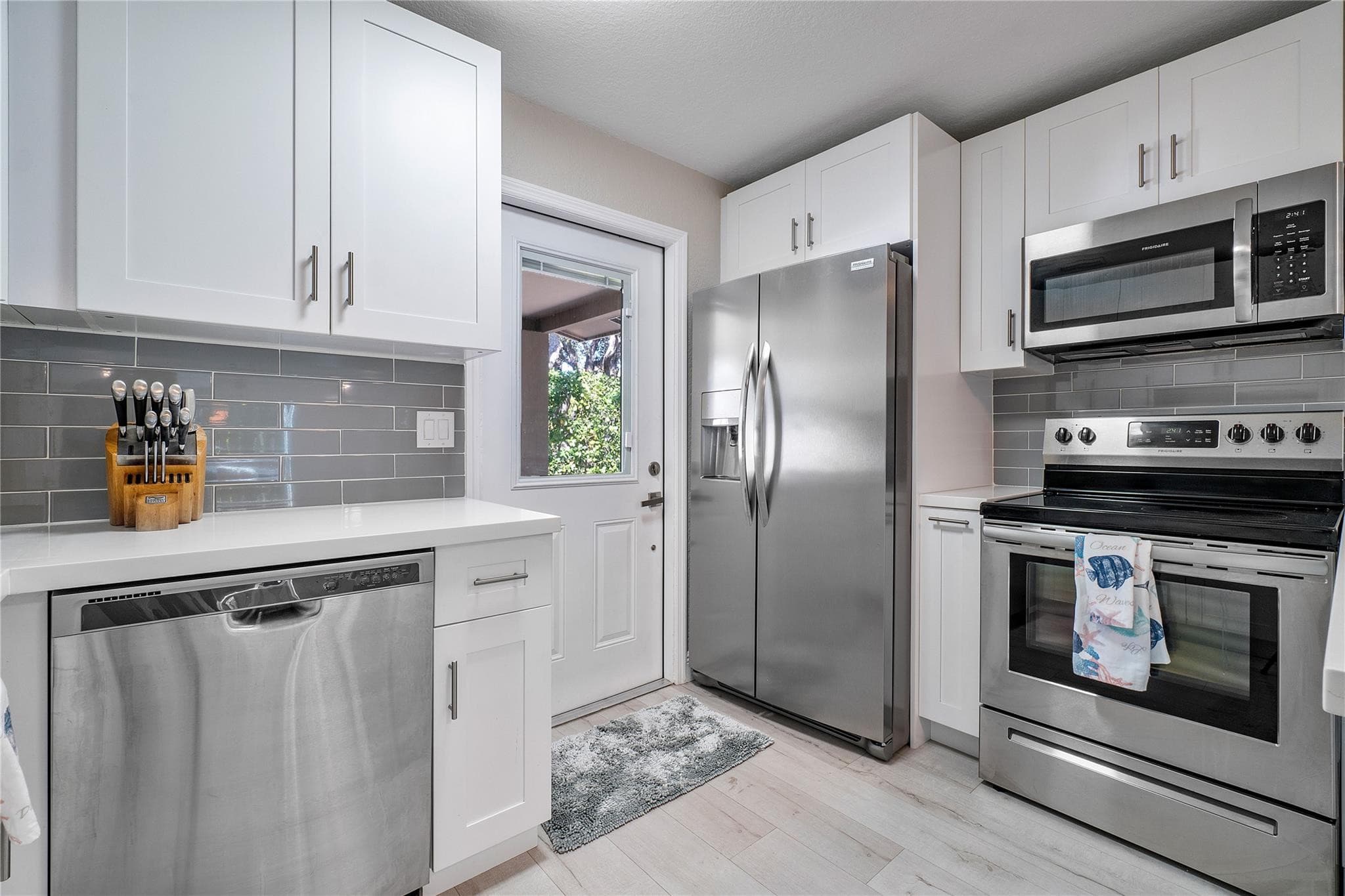 1634 NE 3rd Avenue, Delray Beach, FL 33444 11