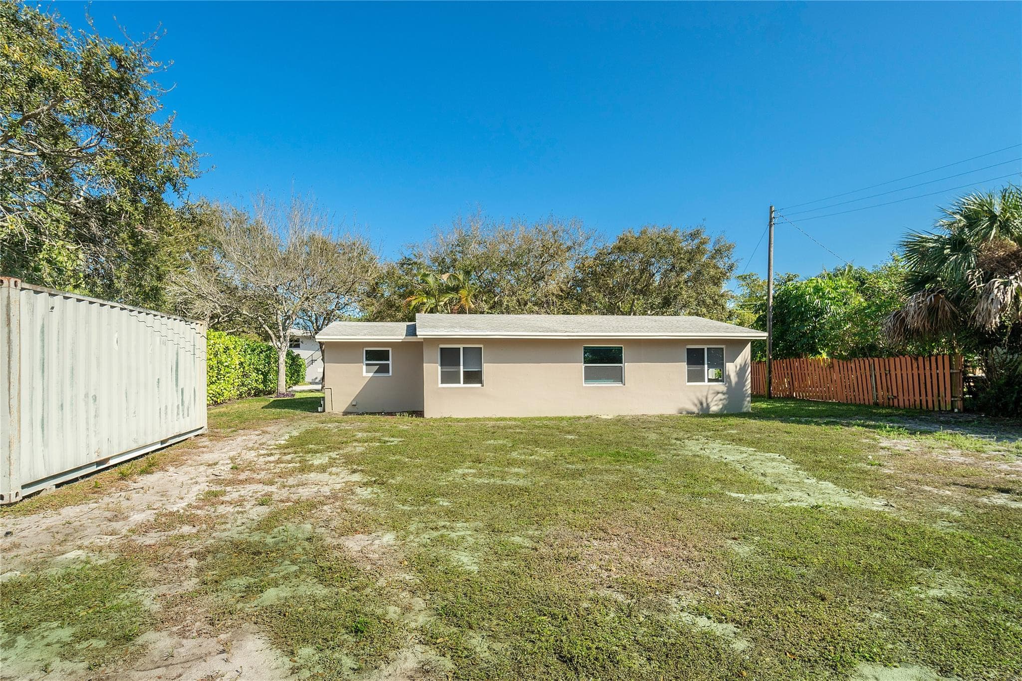 1634 NE 3rd Avenue, Delray Beach, FL 33444 21