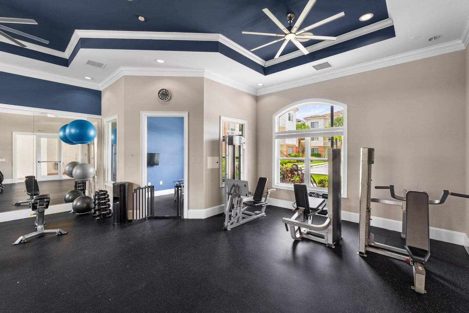 9901 Baywinds 3105, West Palm Beach, FL 33411 17