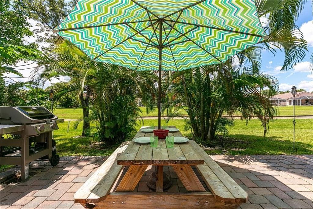 7610 Pinewalk Drive S 128, Margate, FL 33063 22