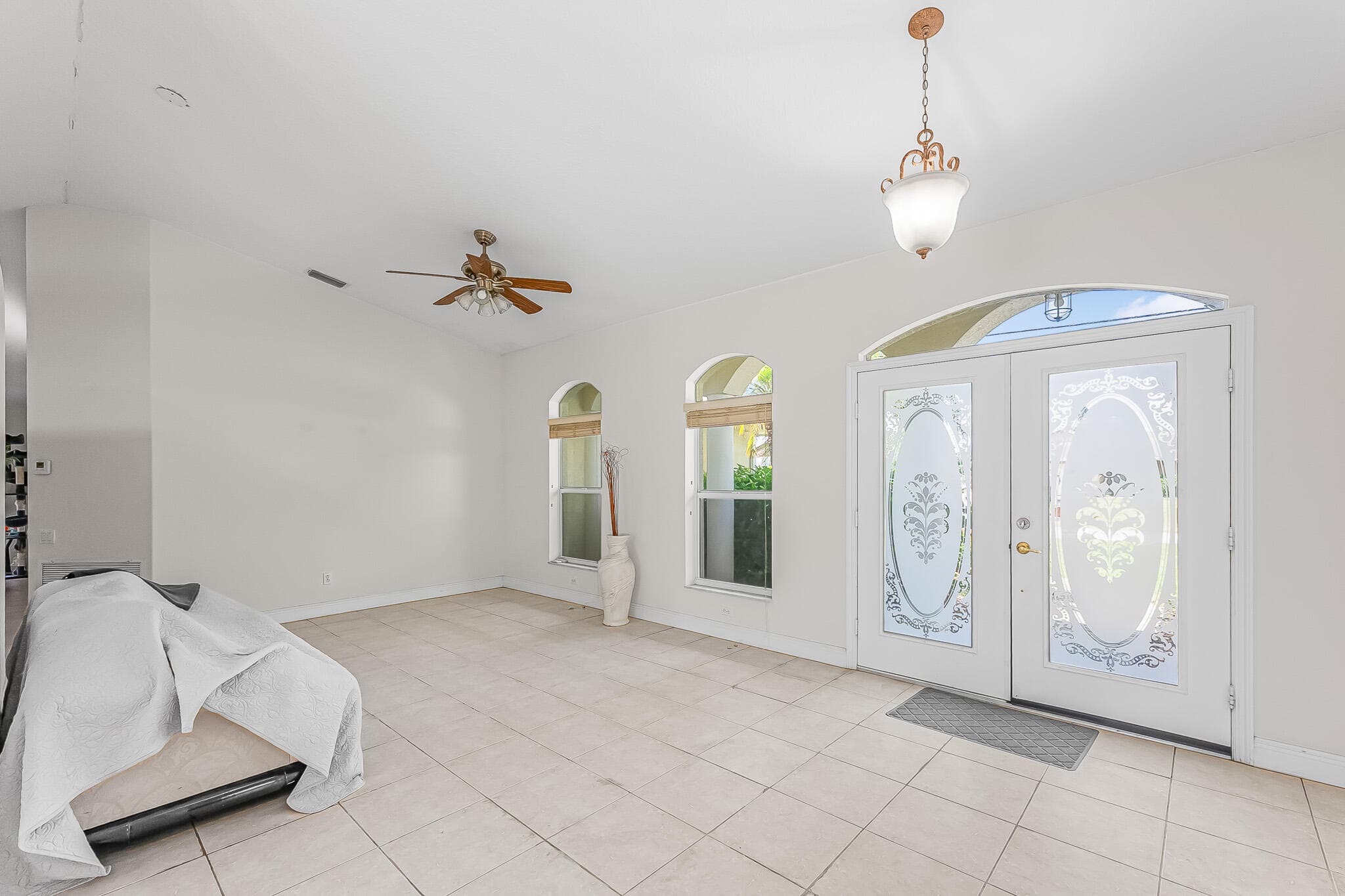 524 SE Nome Drive, Port St. Lucie, FL 34984 4