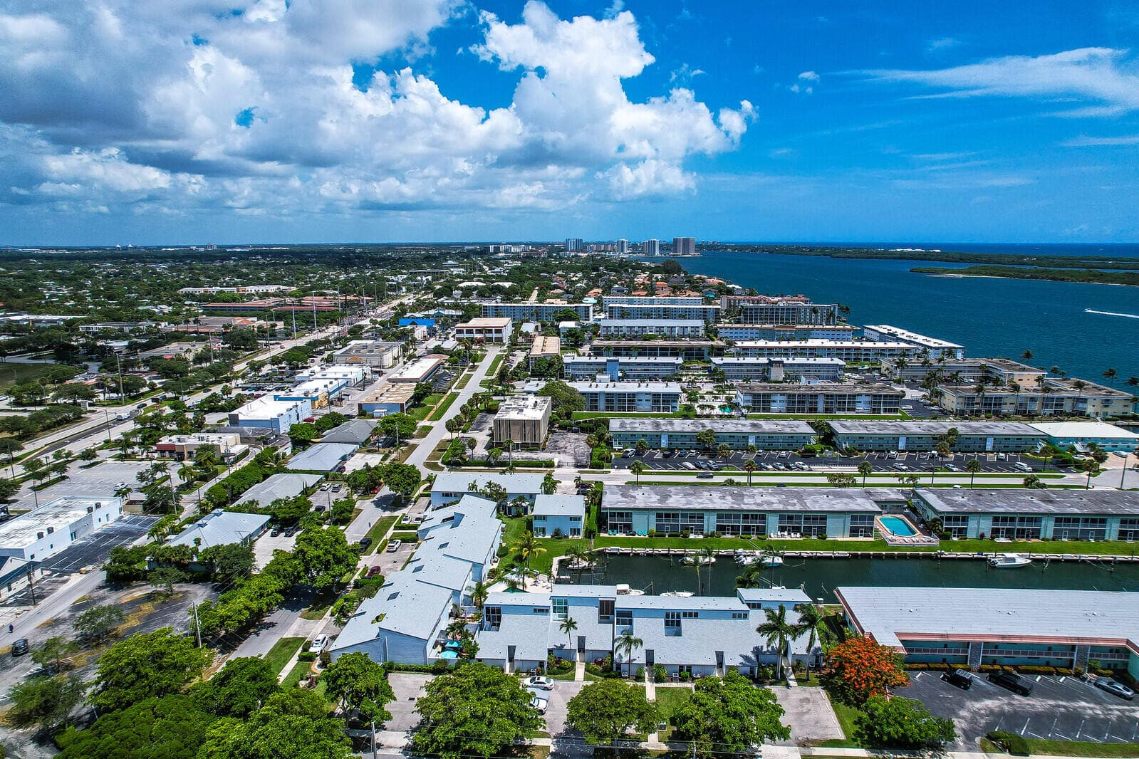 129 Lehane Terrace 133, North Palm Beach, FL 33408 17