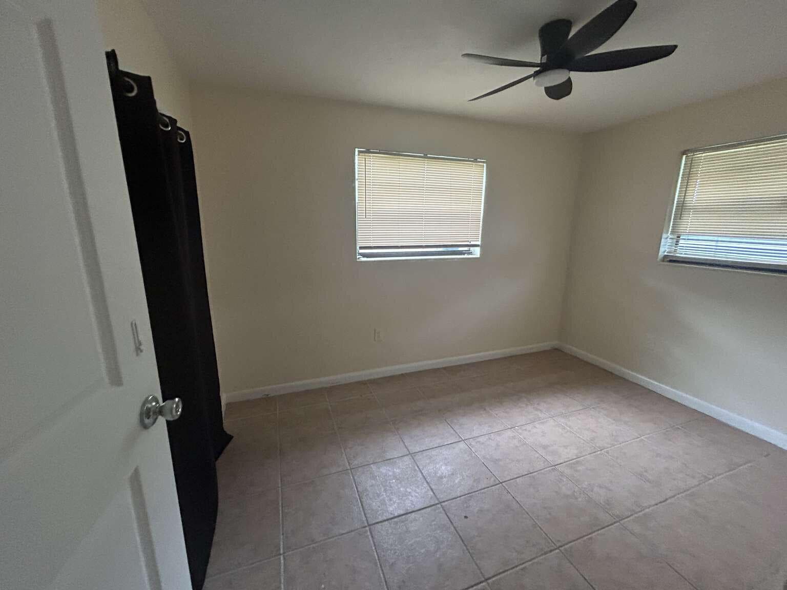 3370 NW 8th Place, Lauderhill, FL 33311 10