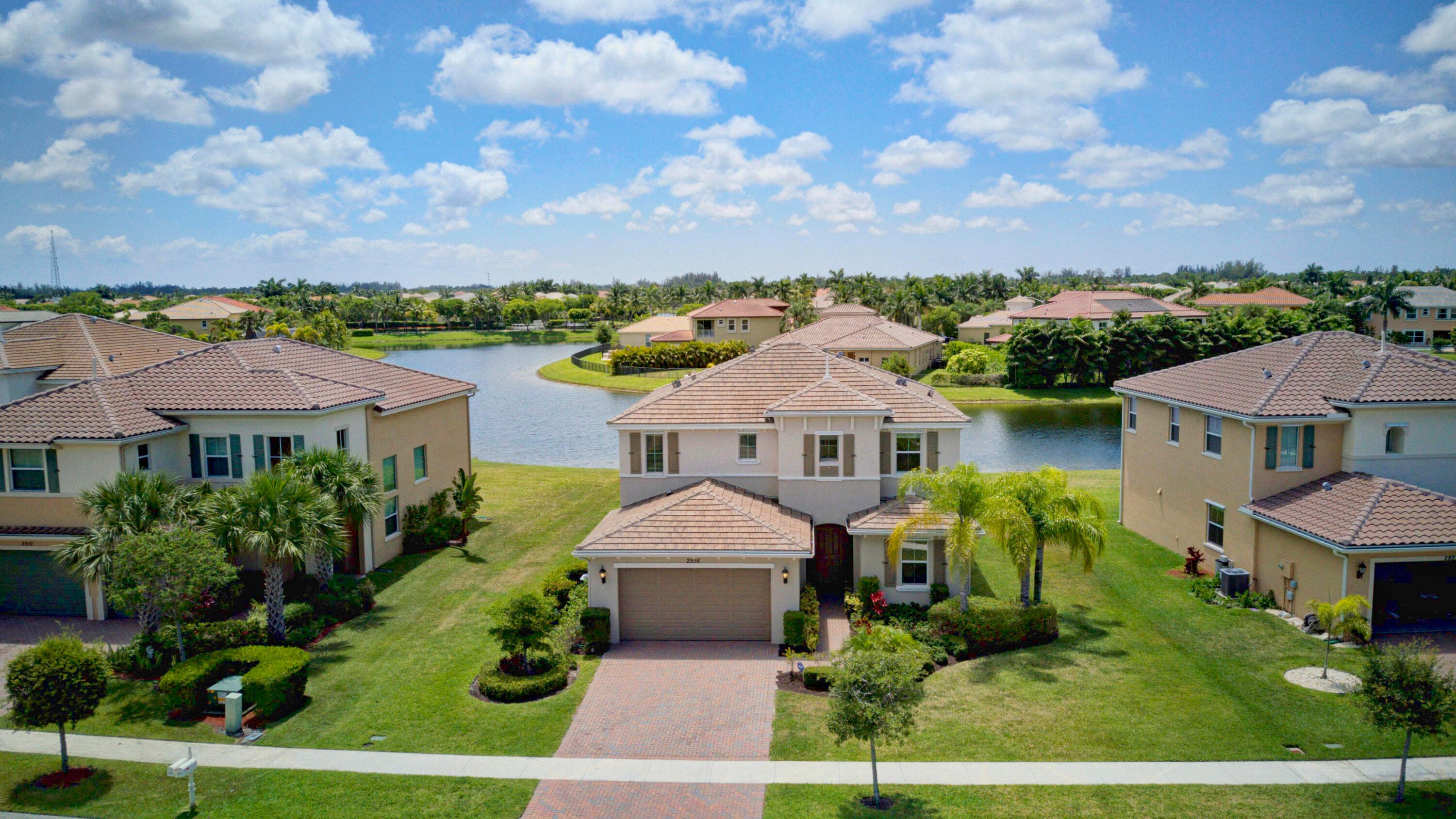 2916 Payson Way, Wellington, FL 33414