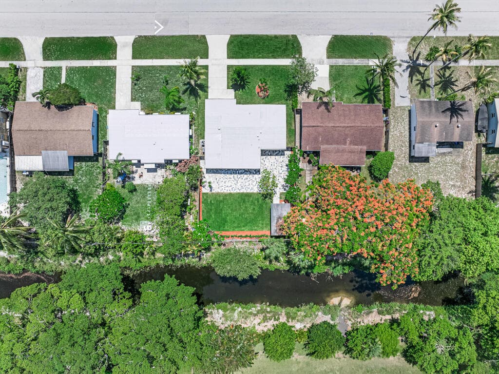 12063 Acapulco Avenue, Palm Beach Gardens, FL 33410 24