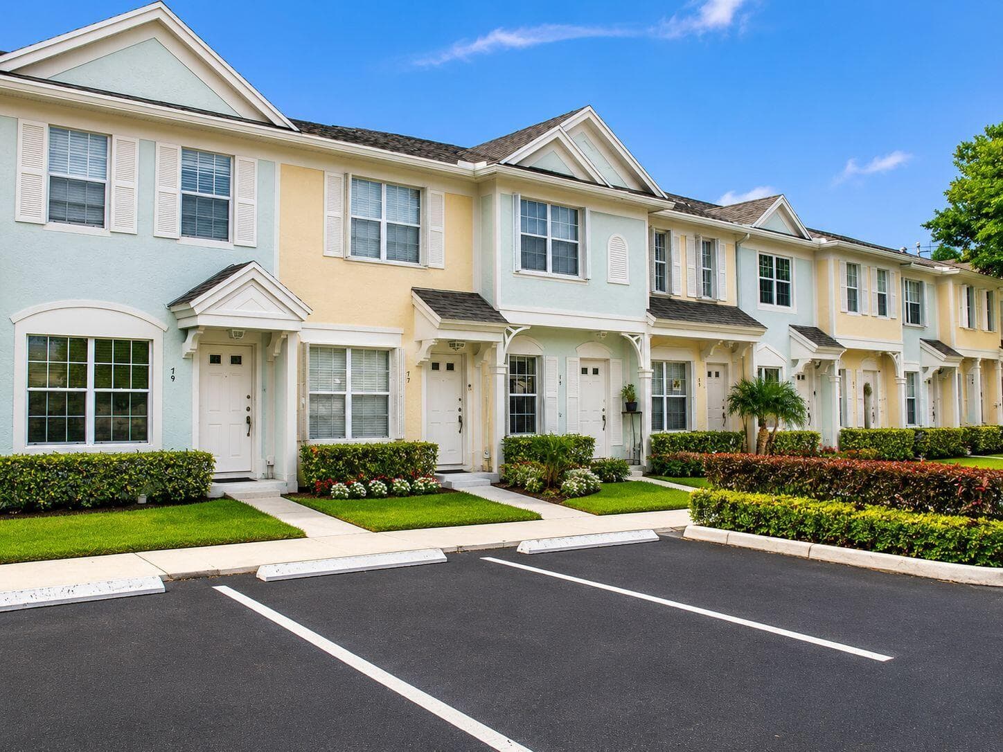 75 Whitehead Circle 75, Weston, FL 33326 2