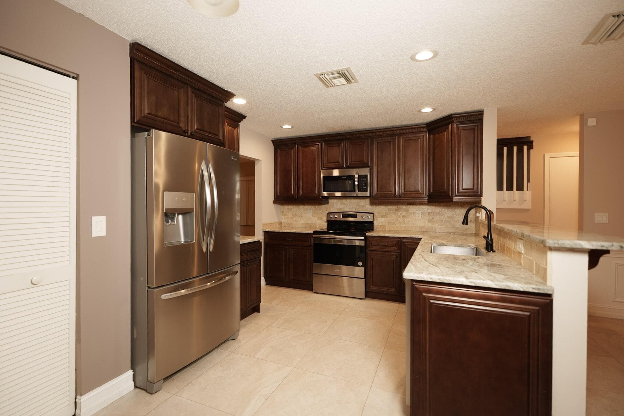 7251 NW 24th Court, Margate, FL 33063 10
