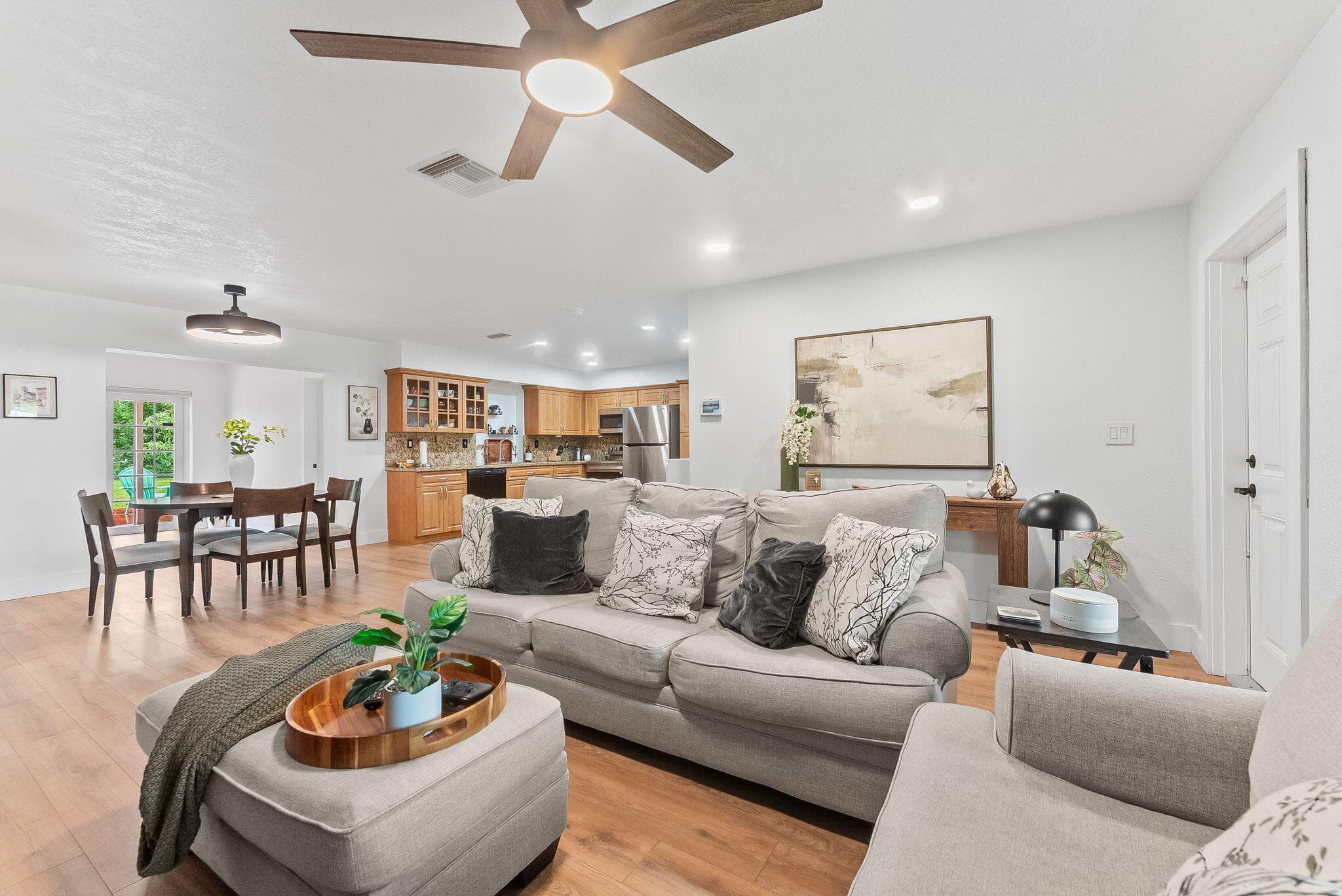 7100 NW 92nd Avenue, Tamarac, FL 33321 2