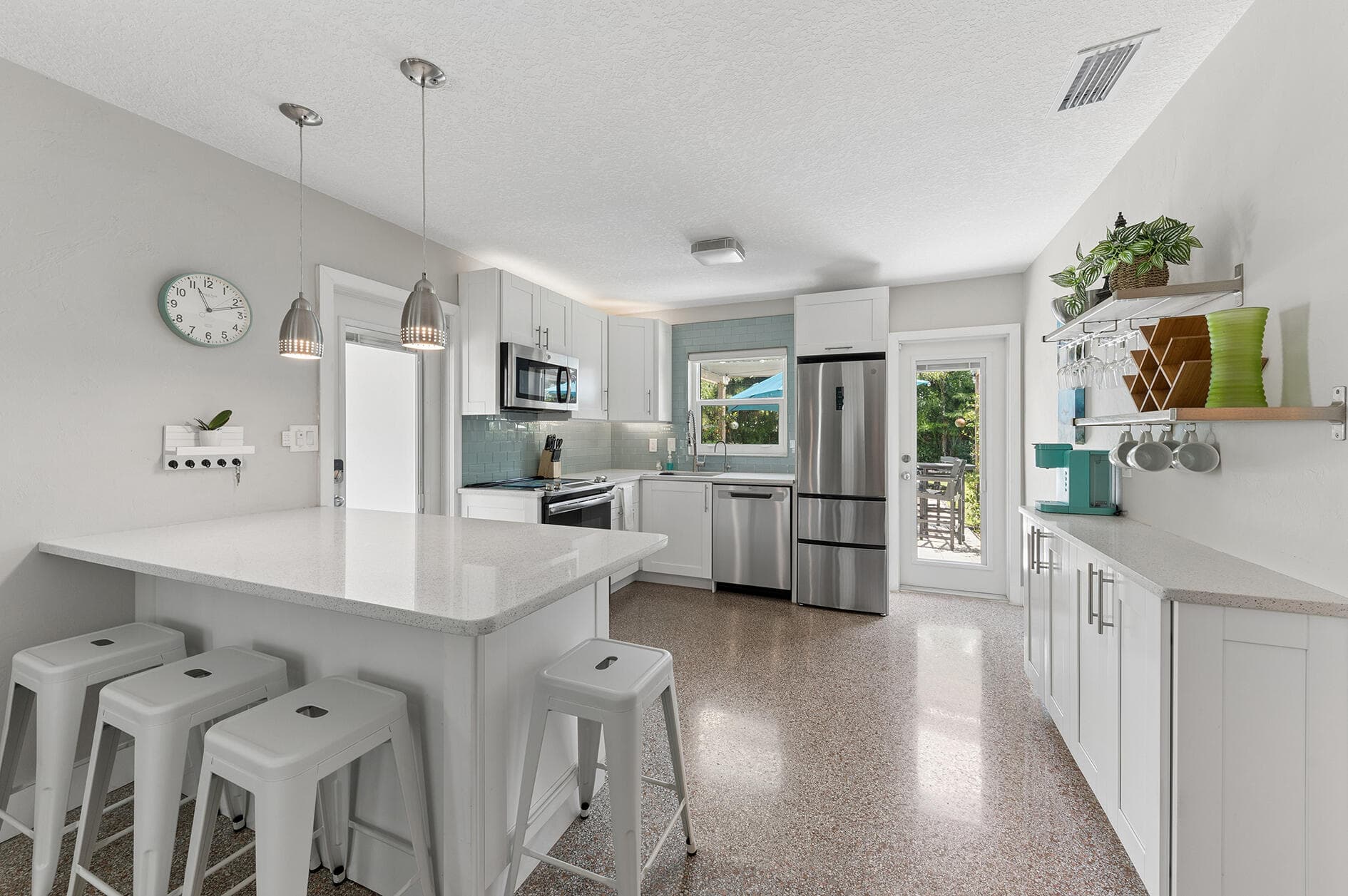 127 SW 10th Avenue, Boynton Beach, FL 33435 10