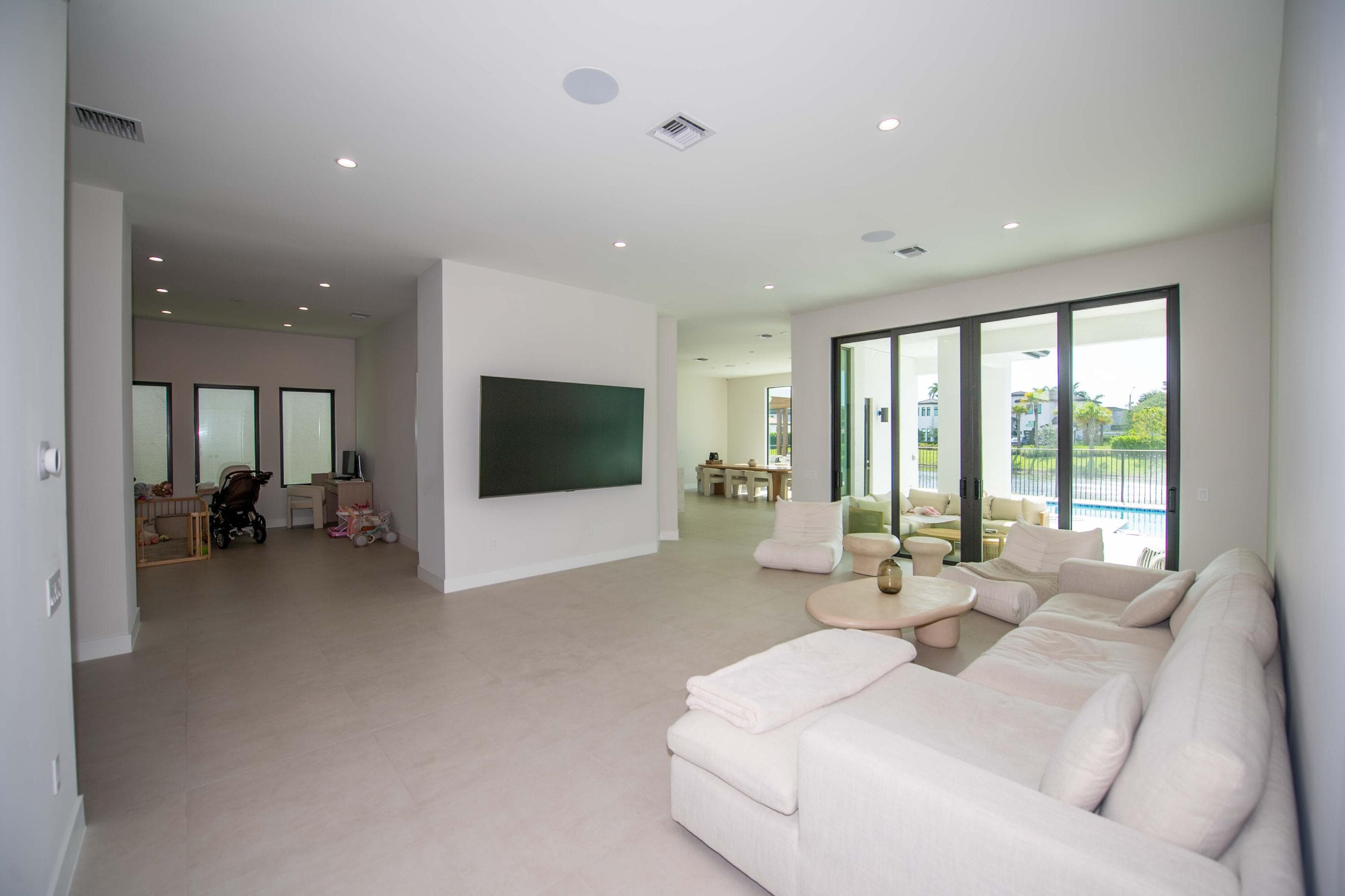 5746 Ashwood Circle W, Hollywood, FL 33312 6