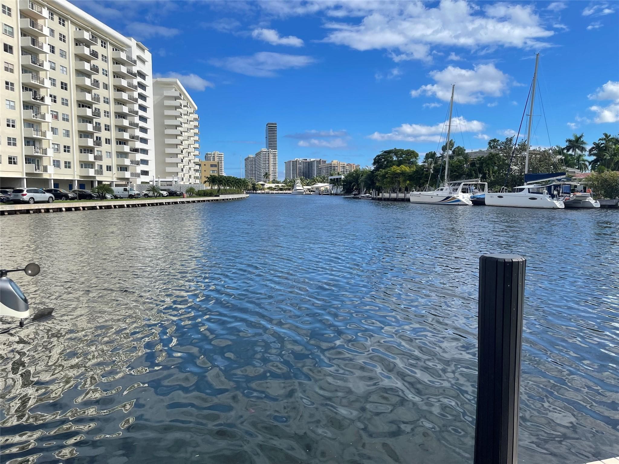 450 Paradise Isle Boulevard, Hallandale Beach, FL 33009 13